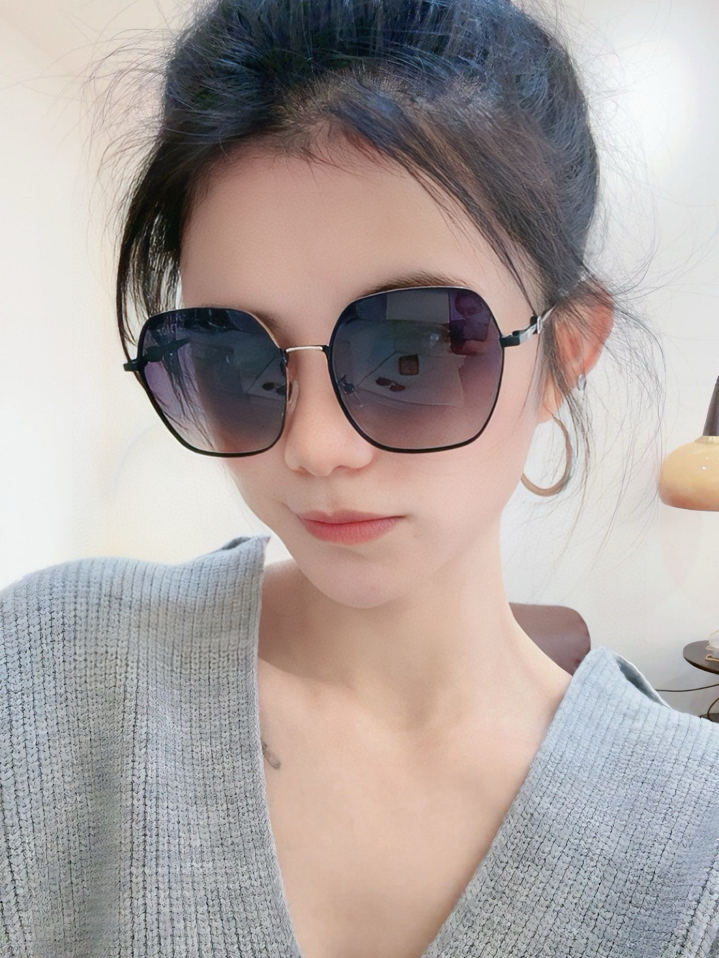   DIOR🌋☔️时尚方框太阳镜顶级奢侈品强 高品质胜利亲亲🍦🍨 得意 气质非凡😄 🍫🍪女士开车墨镜爱情