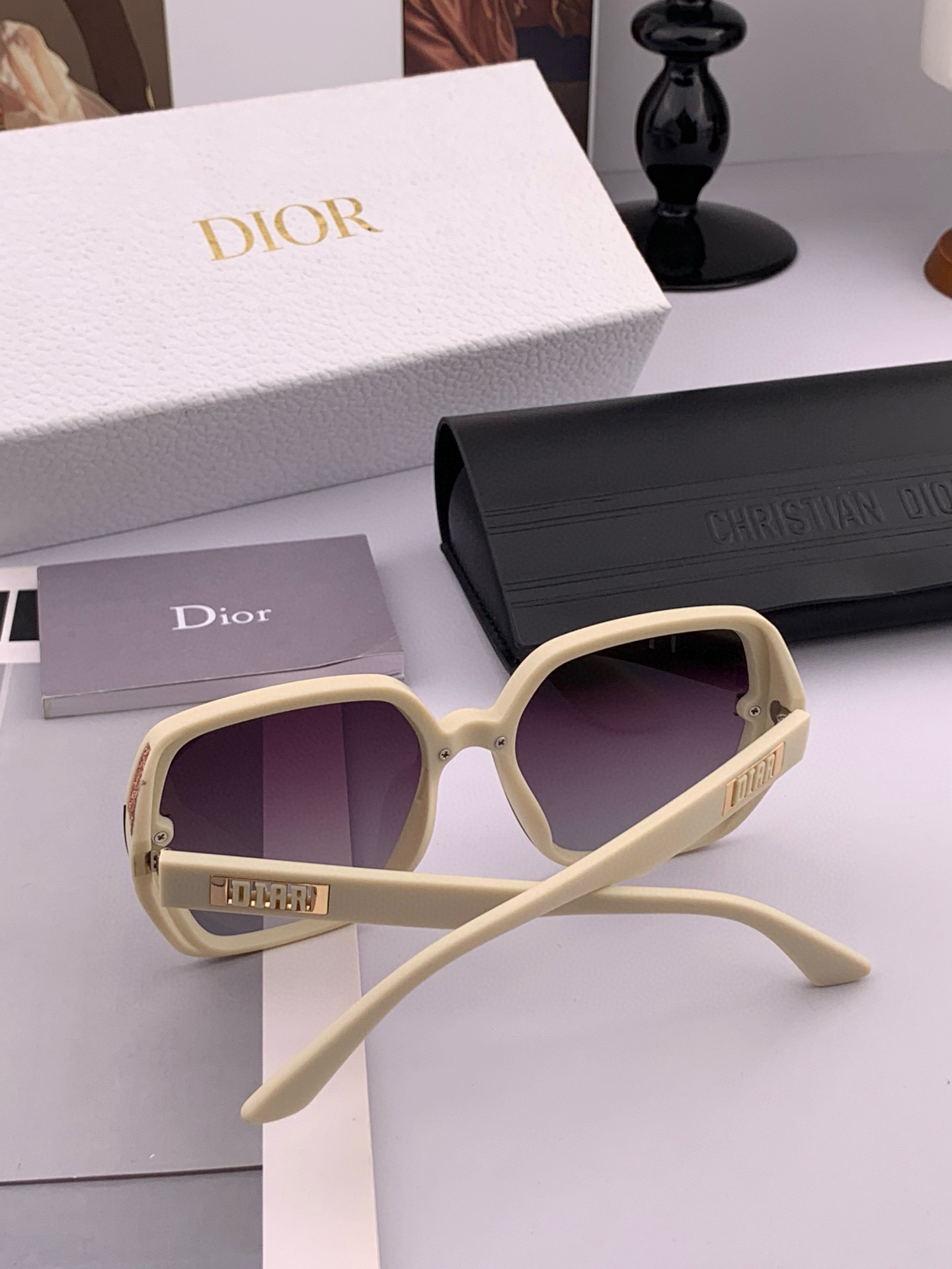  🔺 【DIOR-迪奥】2025开春新款 潮流爆款 时尚方框偏光太阳镜 高品质 佩戴舒适 网红潮款墨镜 