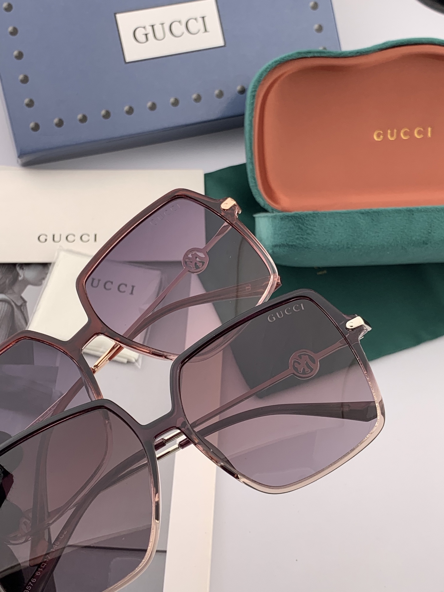  GUCCI 2025开春新款太阳镜 各路网红纷纷带起气场满分‼️ 俏皮甜美.上脸效果更佳.金属质感超好