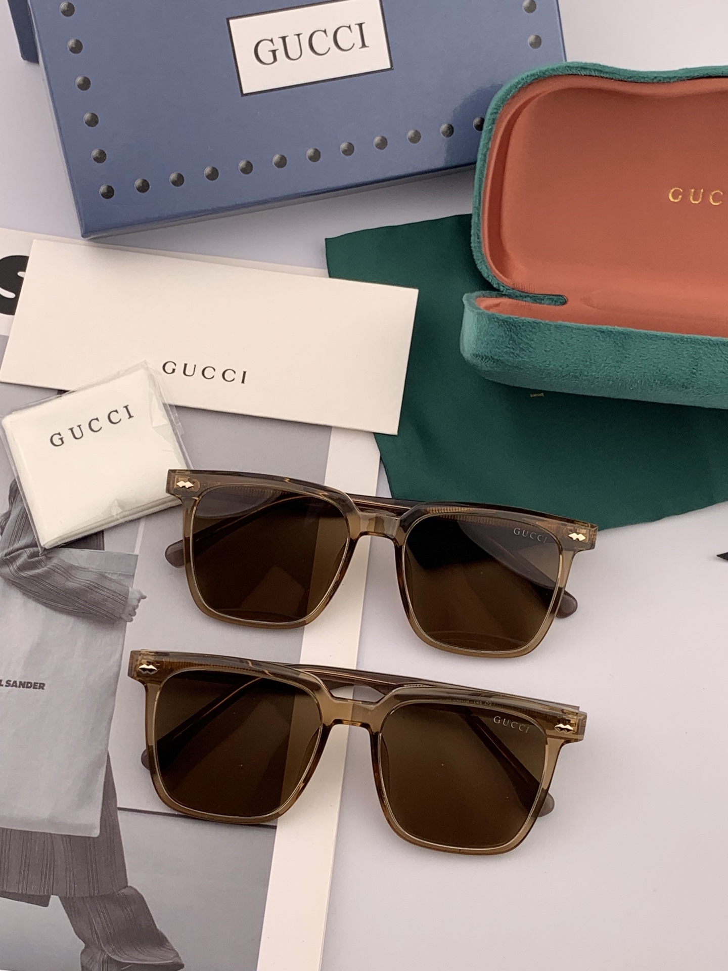 🔺GUCCI🔻古驰 GG方框太阳镜 完美品质 🎓独特设计  适合各种脸型 亮相时装周 超时尚百搭 实物精