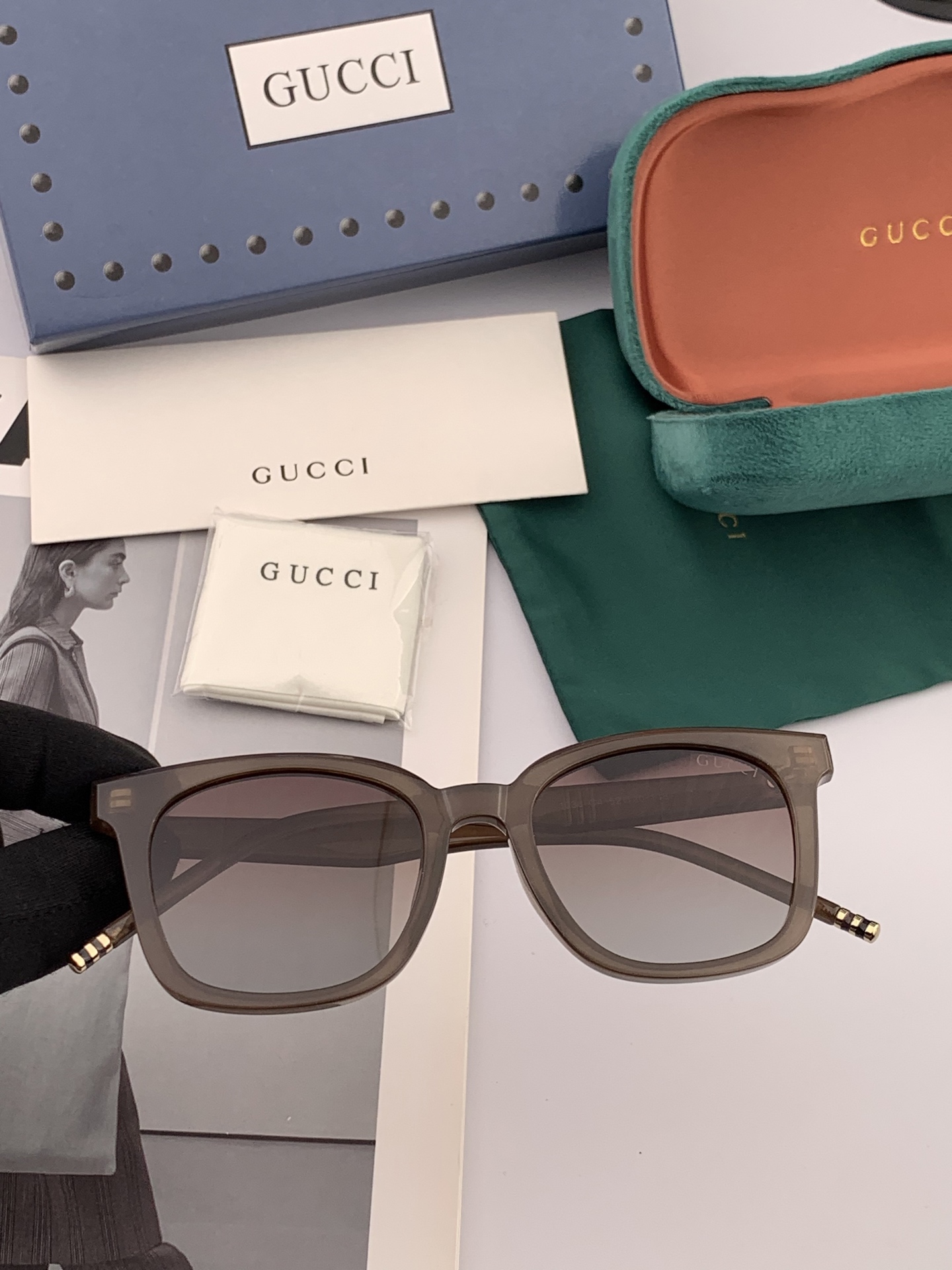  【TR偏光系列】Gucci   经典的方框设计，不挑脸型，无论搭配大衣还是连衣裙都非常显气质尼龙偏光镜