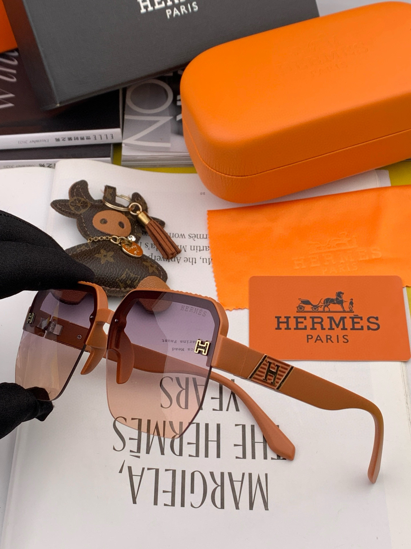  HERMES 爱马仕 2025开春新款🎈原版出货 网红超爆款💙经典奢华全球风强酷亲亲 时尚方框太阳镜得