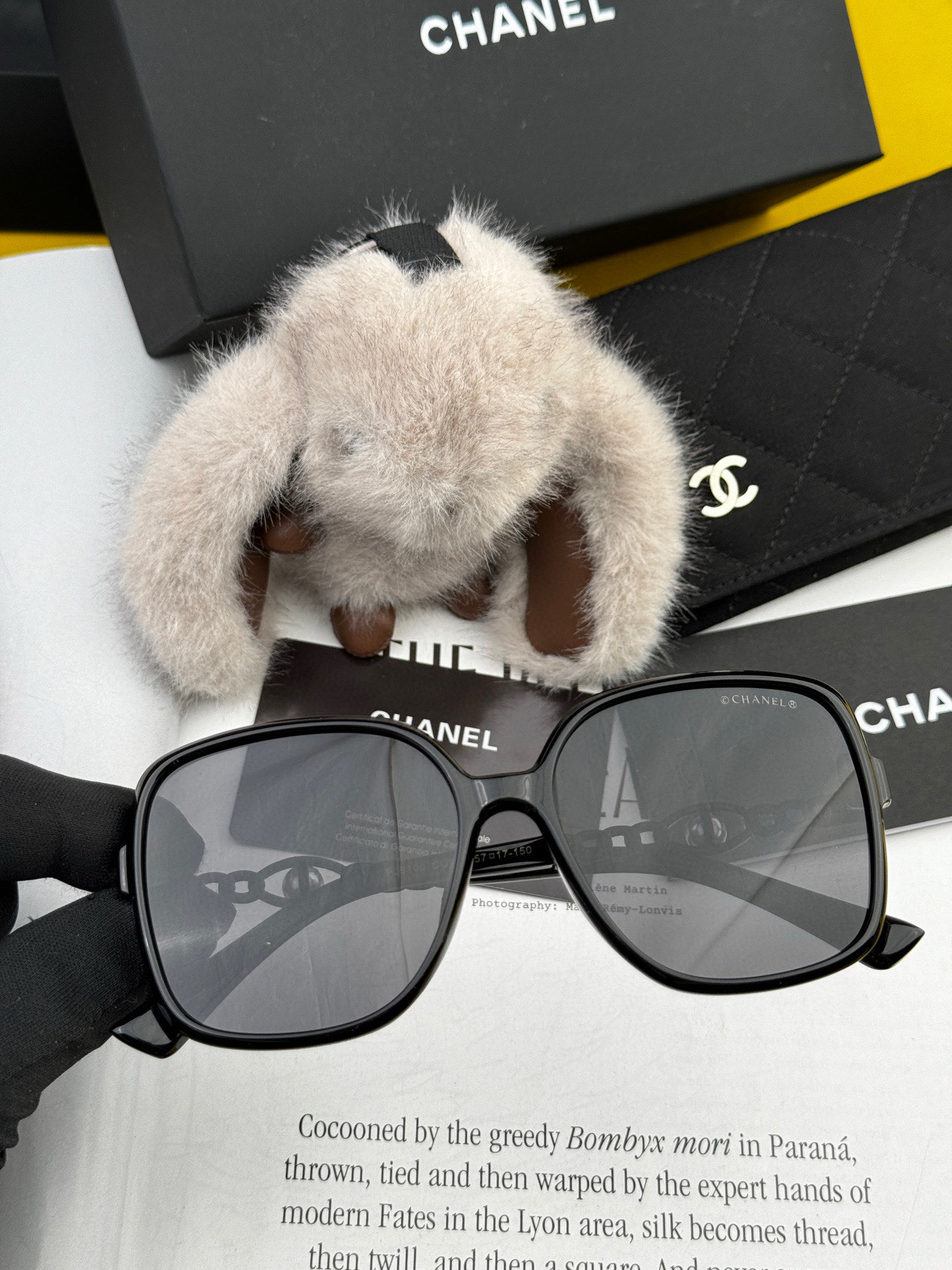 🔺CHANEL🔻2025官方早春新款，众多明星同款色香奈儿‼️‼️新款珍珠大框偏光墨镜 ，🌈🌈宝丽来超清