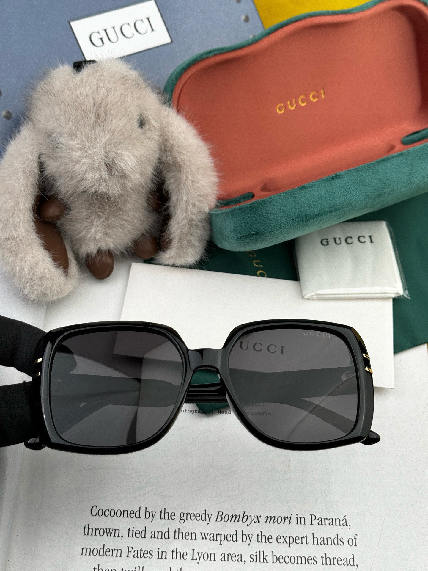   【GUCCI】2025新款潮流爆款 时尚方框太阳镜 佩戴舒适 网红潮款墨镜  女士高清加厚偏光太阳镜