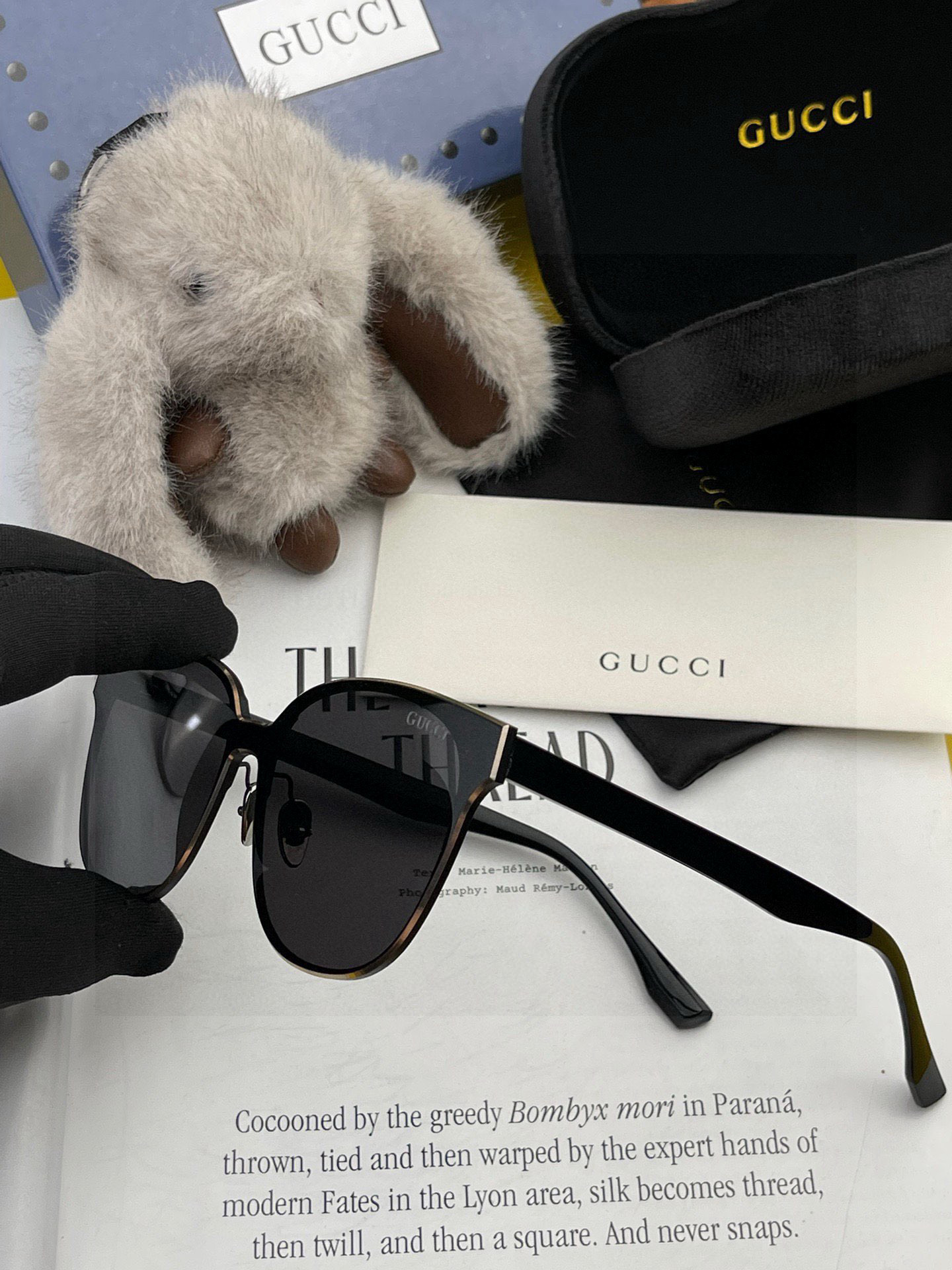  连体镜GUCCI2025开春新款一体镜 大框太阳镜男女同款 😎 
爆款大框尼龙太阳镜 超逼格超酷 
镜