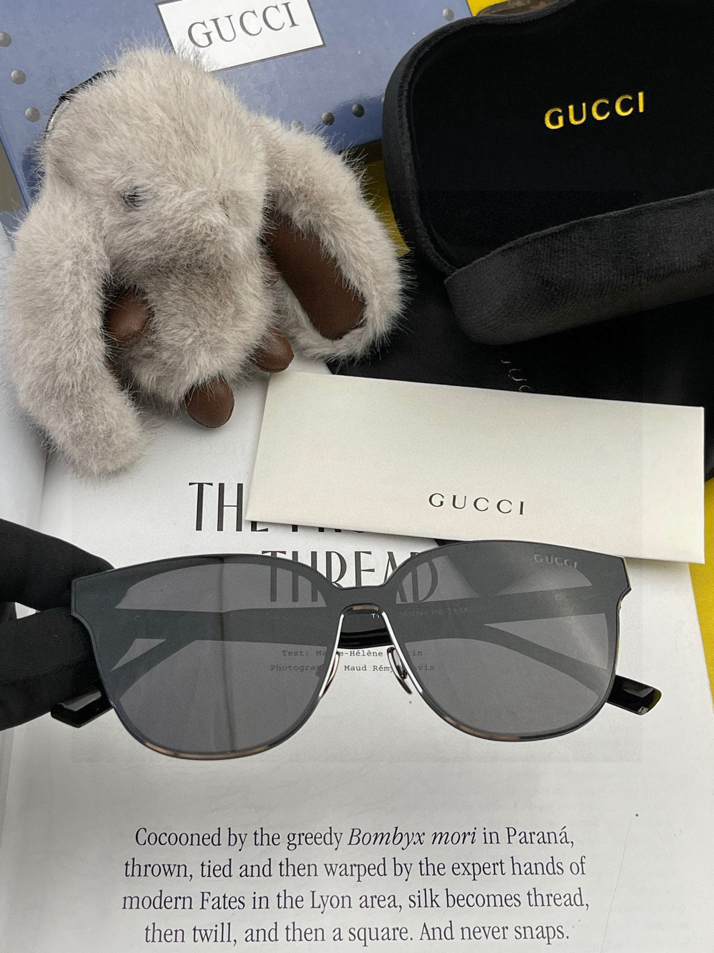  连体镜GUCCI2025开春新款一体镜 大框太阳镜男女同款 😎 
爆款大框尼龙太阳镜 超逼格超酷 
镜