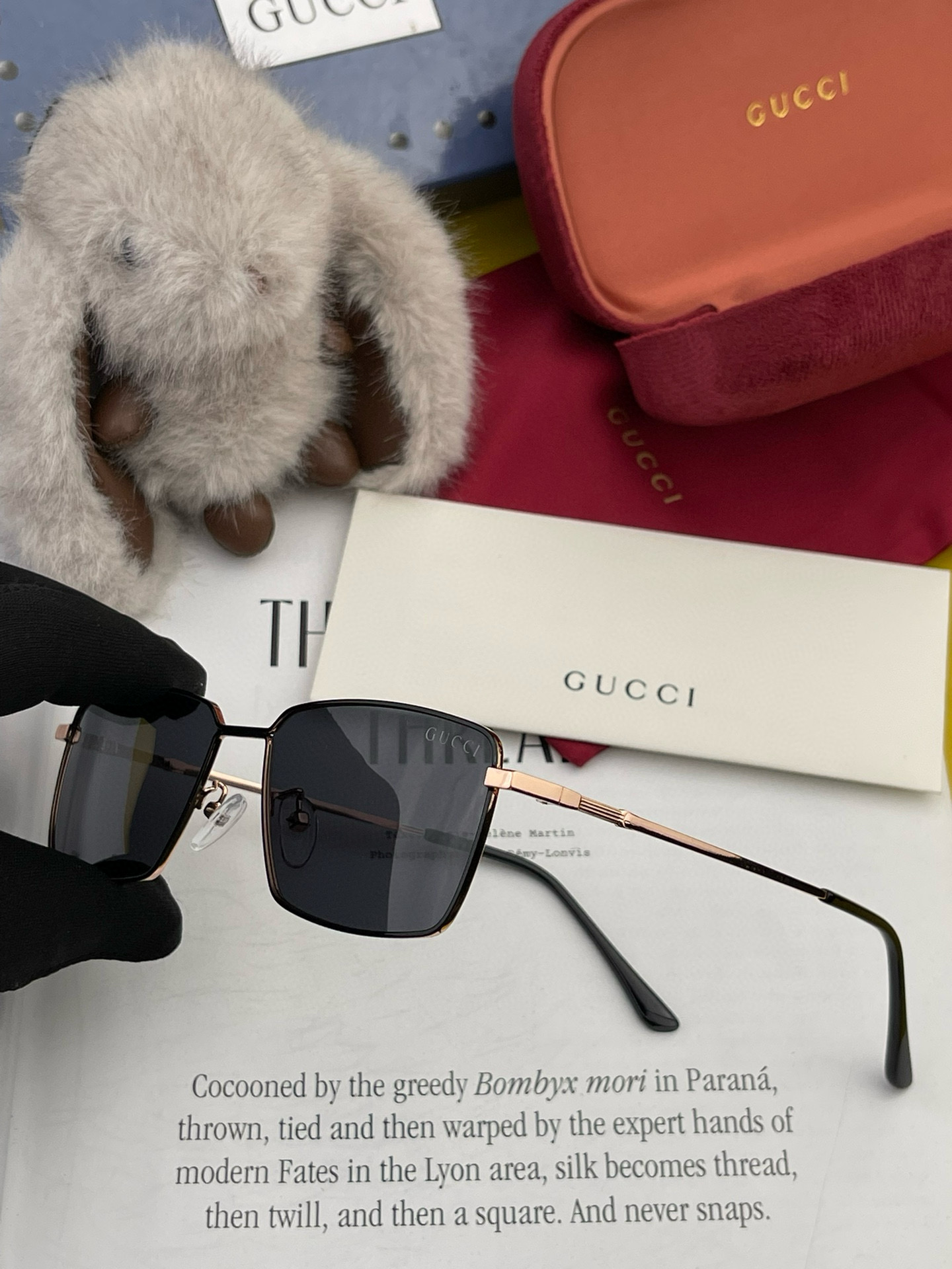   GUCCI-2025新款偏光太阳镜、完美品质，独特设计  适合各种脸型，‼️经典太阳镜 超个性 古典