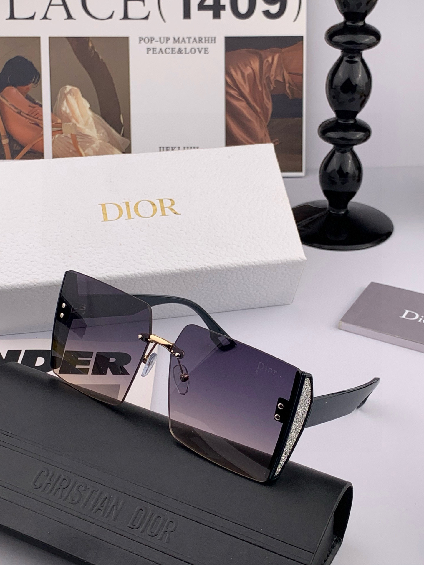  DIOR 2025新款女士方框太阳眼镜 开车墨镜 新款金属无框太阳镜  时尚大方 舒适轻盈 精致奢华