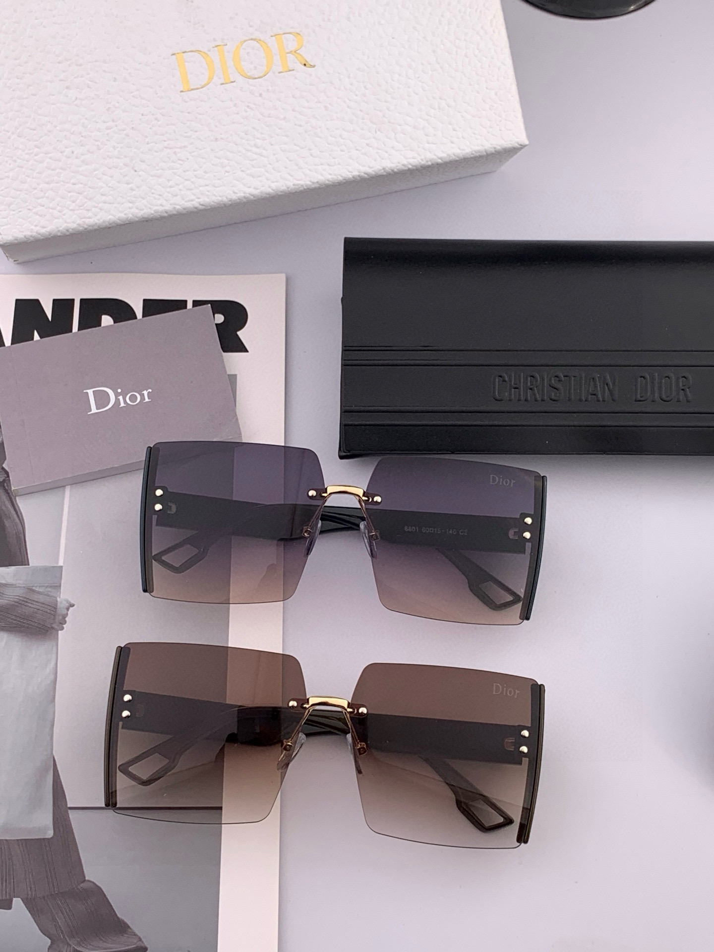   DIOR 2025新款女士方框太阳眼镜 开车墨镜 新款金属无框太阳镜  时尚大方 舒适轻盈 精致奢华