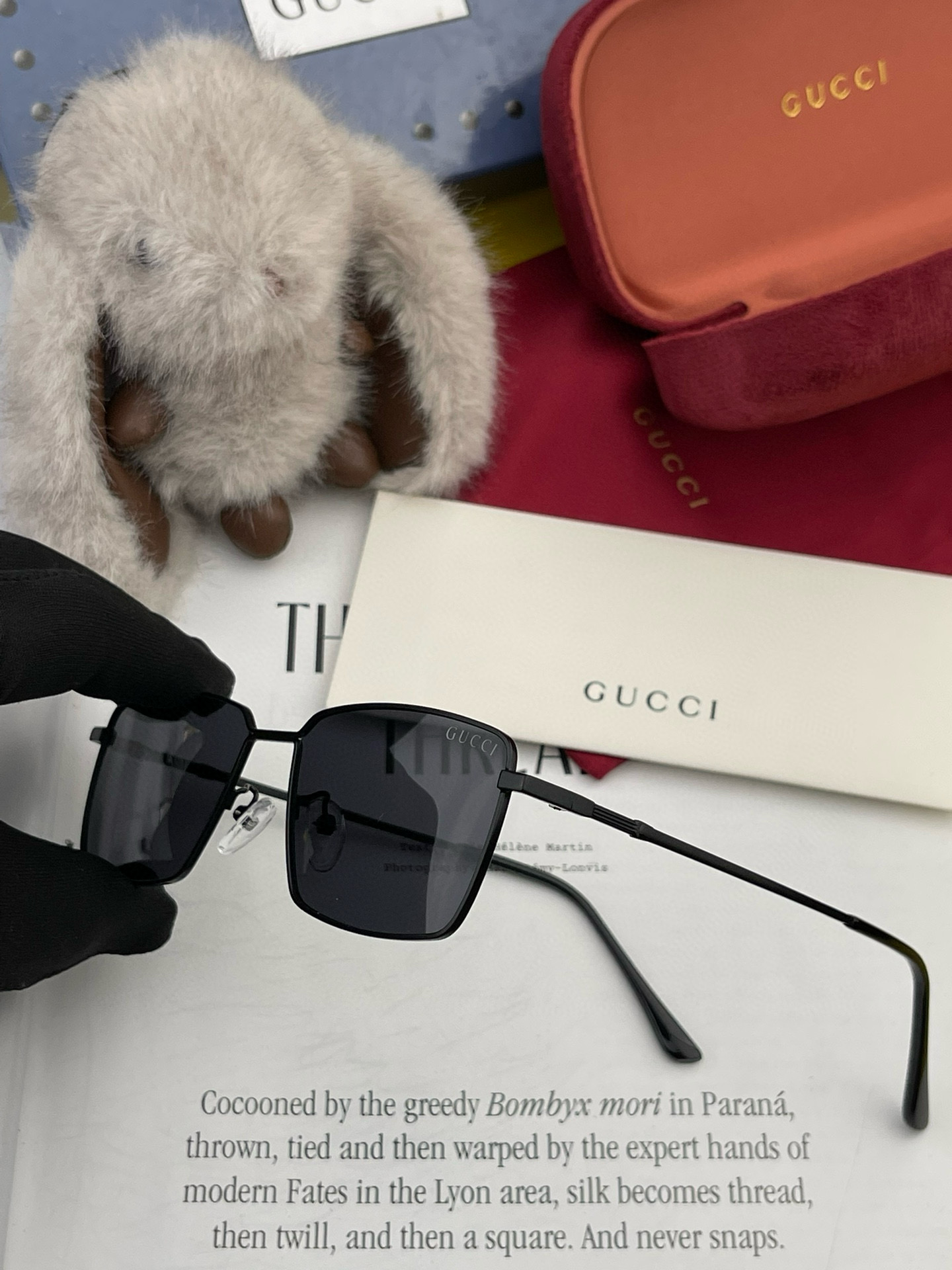   GUCCI-2025新款偏光太阳镜、完美品质，独特设计  适合各种脸型，‼️经典太阳镜 超个性 古典