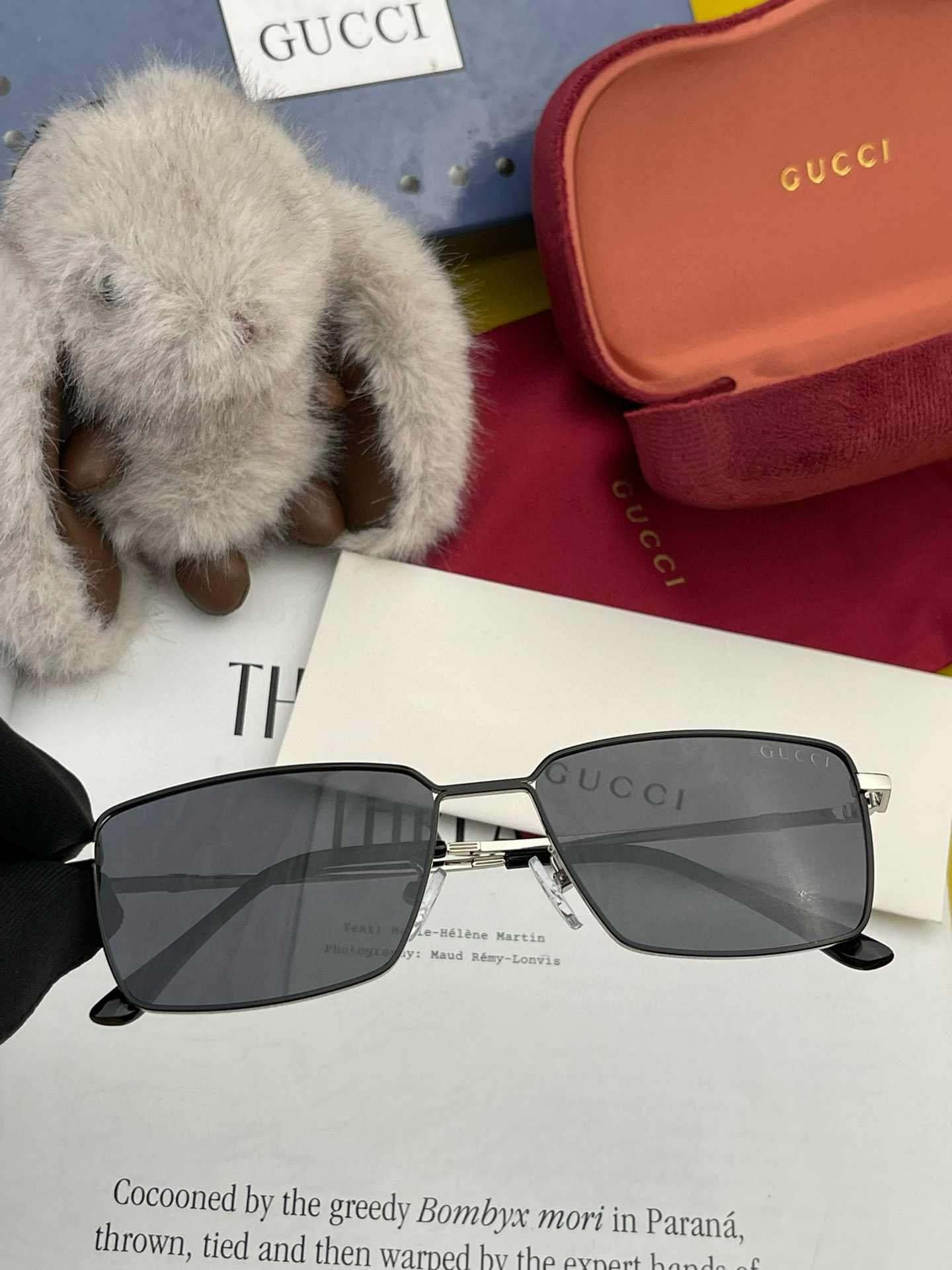   GUCCI-2025新款偏光太阳镜、完美品质，独特设计  适合各种脸型，‼️经典太阳镜 超个性 古典