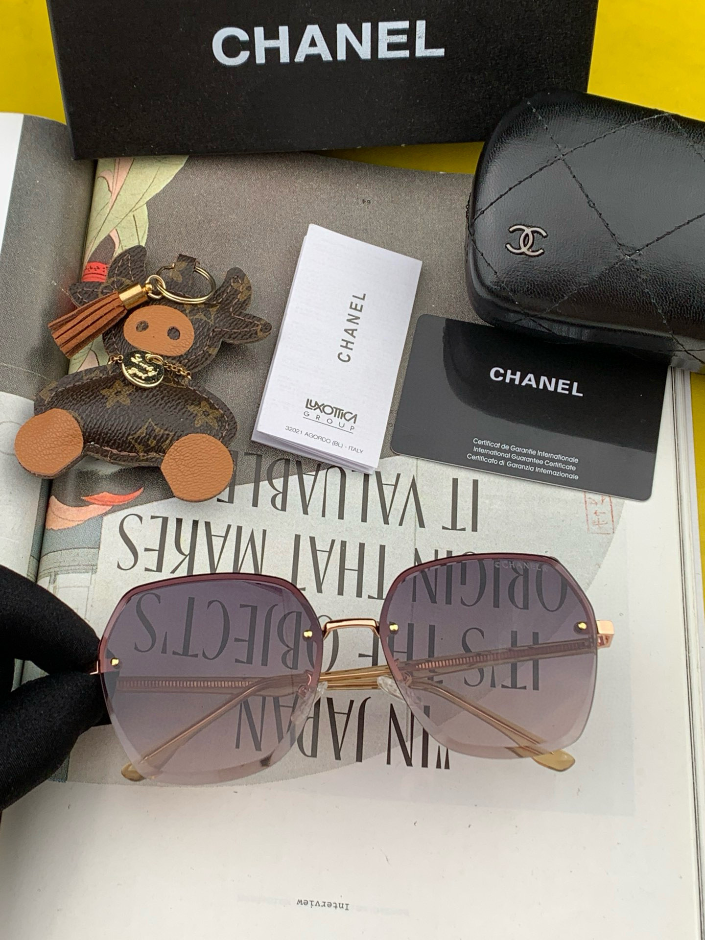 【CHANEL】香奈儿  新款尼龙偏光太眼镜，无框钻石 切边更有质感，大气女人范儿，大脸小脸都好看 ！型