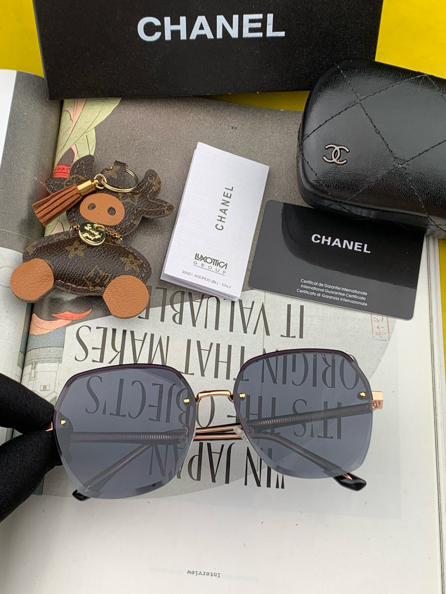 【CHANEL】香奈儿  新款尼龙偏光太眼镜，无框钻石 切边更有质感，大气女人范儿，大脸小脸都好看 ！型