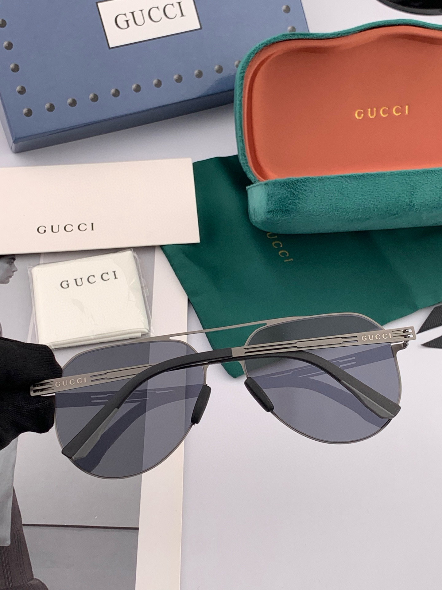 ♦️ GUCCI 2025新款男女情侣款太阳镜多边形墨镜iP电镀永不褪色 超轻超有弹性整幅眼镜无螺丝重要