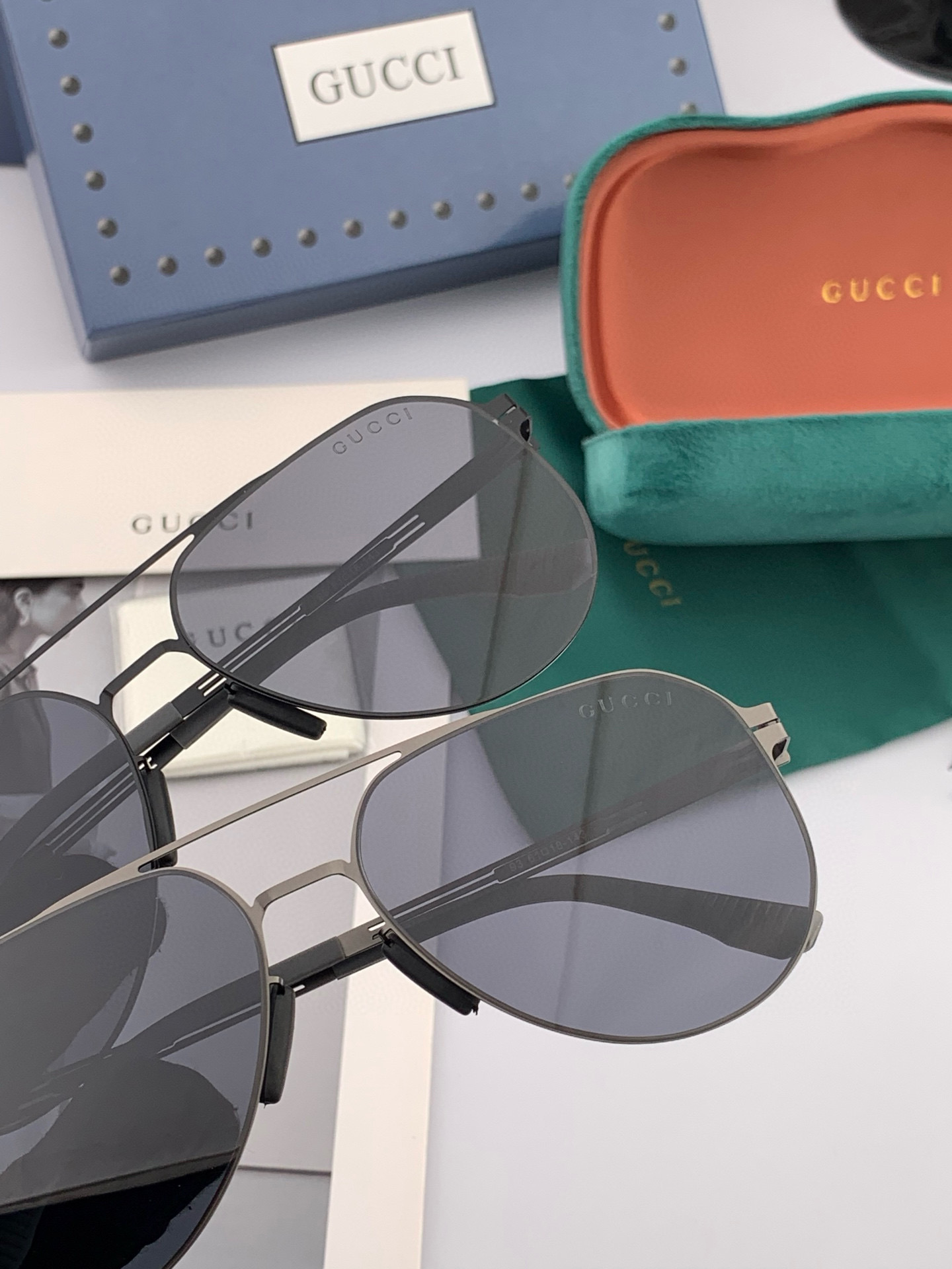♦️ GUCCI 2025新款男女情侣款太阳镜多边形墨镜iP电镀永不褪色 超轻超有弹性整幅眼镜无螺丝重要