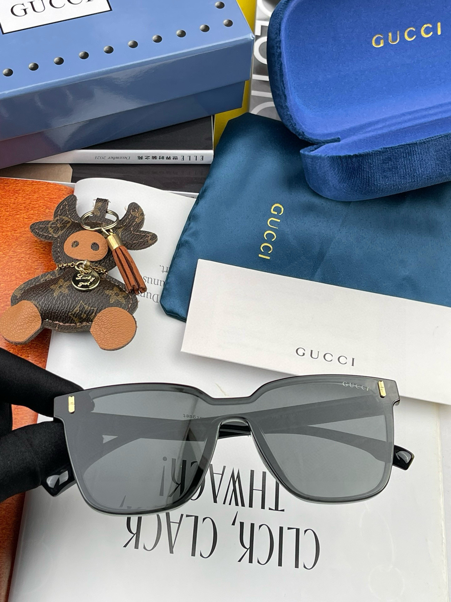 🔺 【GUCCI-尼龙偏光太阳镜】2025开春新款 潮流爆款 时尚方框连体偏光太阳镜 高品质 佩戴舒适 