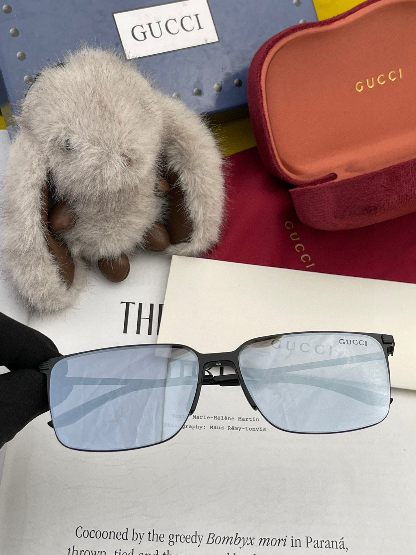         GUCCI 男款炫彩飞行员偏光太阳镜 ❤️材质：高清尼龙加厚卡槽高清偏光镜片 🌹无边框镜