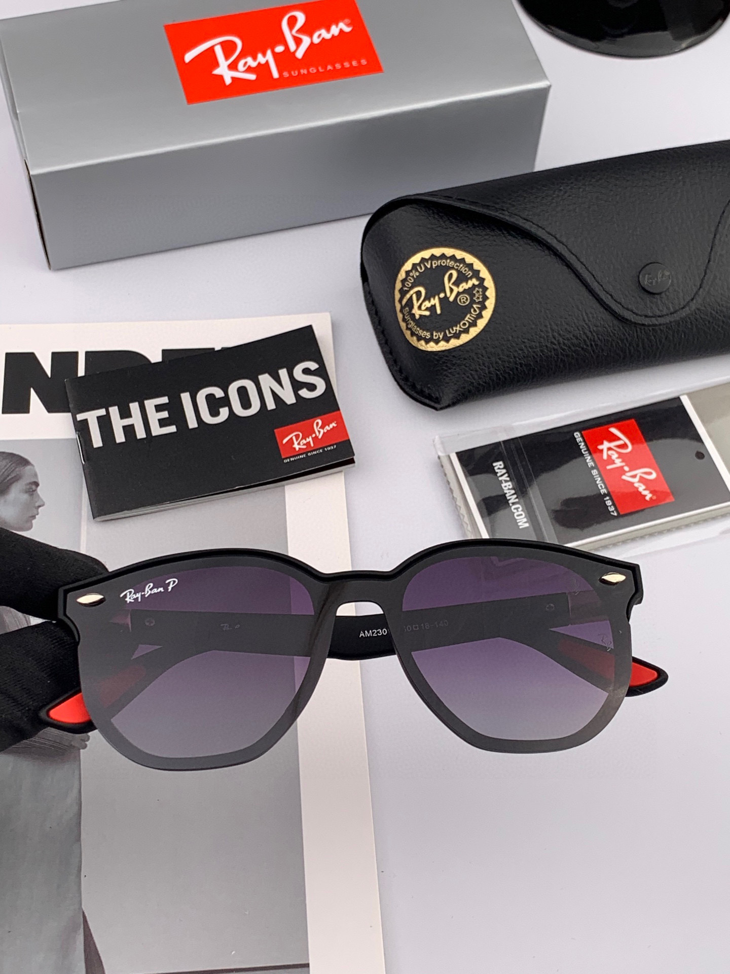  RAYBAN 😈雷朋 RB22301💚🔵💜👓时尚偏光🌻🌻💟炫‮潮彩‬款太阳镜，男女通用🔝🔝。size：