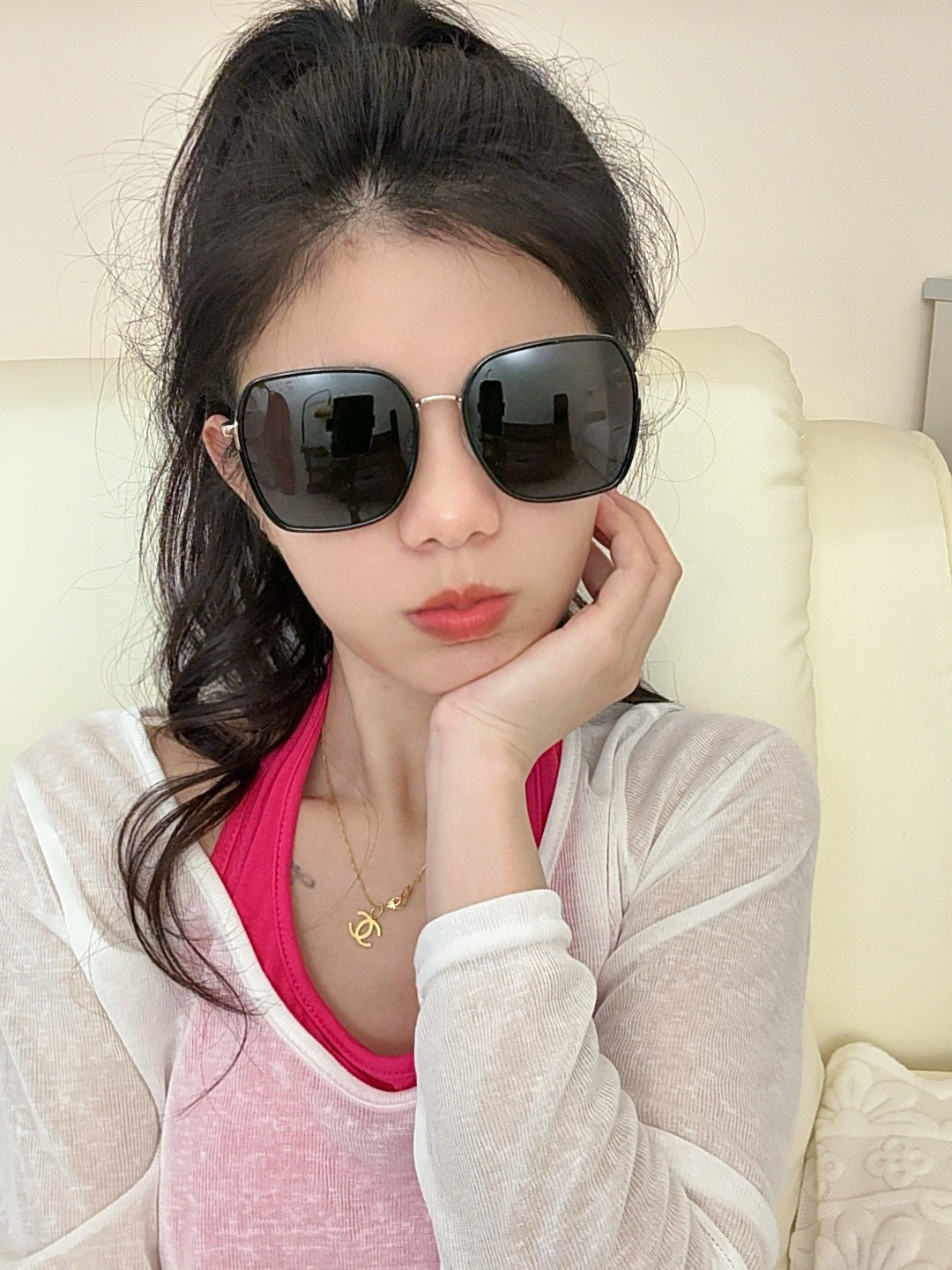 GUCCI 2025开春新款 最新款方框太阳镜 各路网红纷纷带起气场满分‼️ 俏皮甜美.上脸效果更佳.