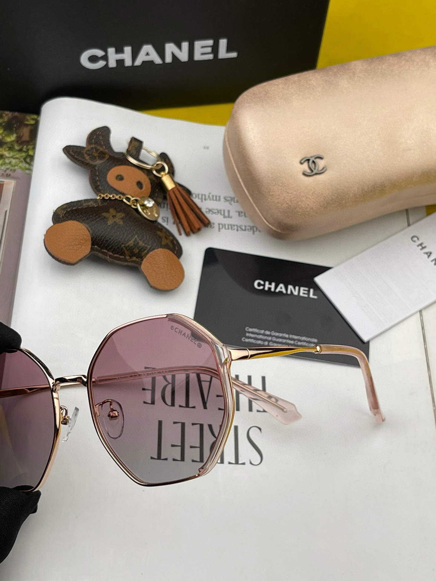 香奈儿🔺Chanel🔻2025官方众多明星同款色香奈儿‼‼新款大框偏光墨镜 🌈🌈宝丽来超清偏光太阳镜🔝🔝