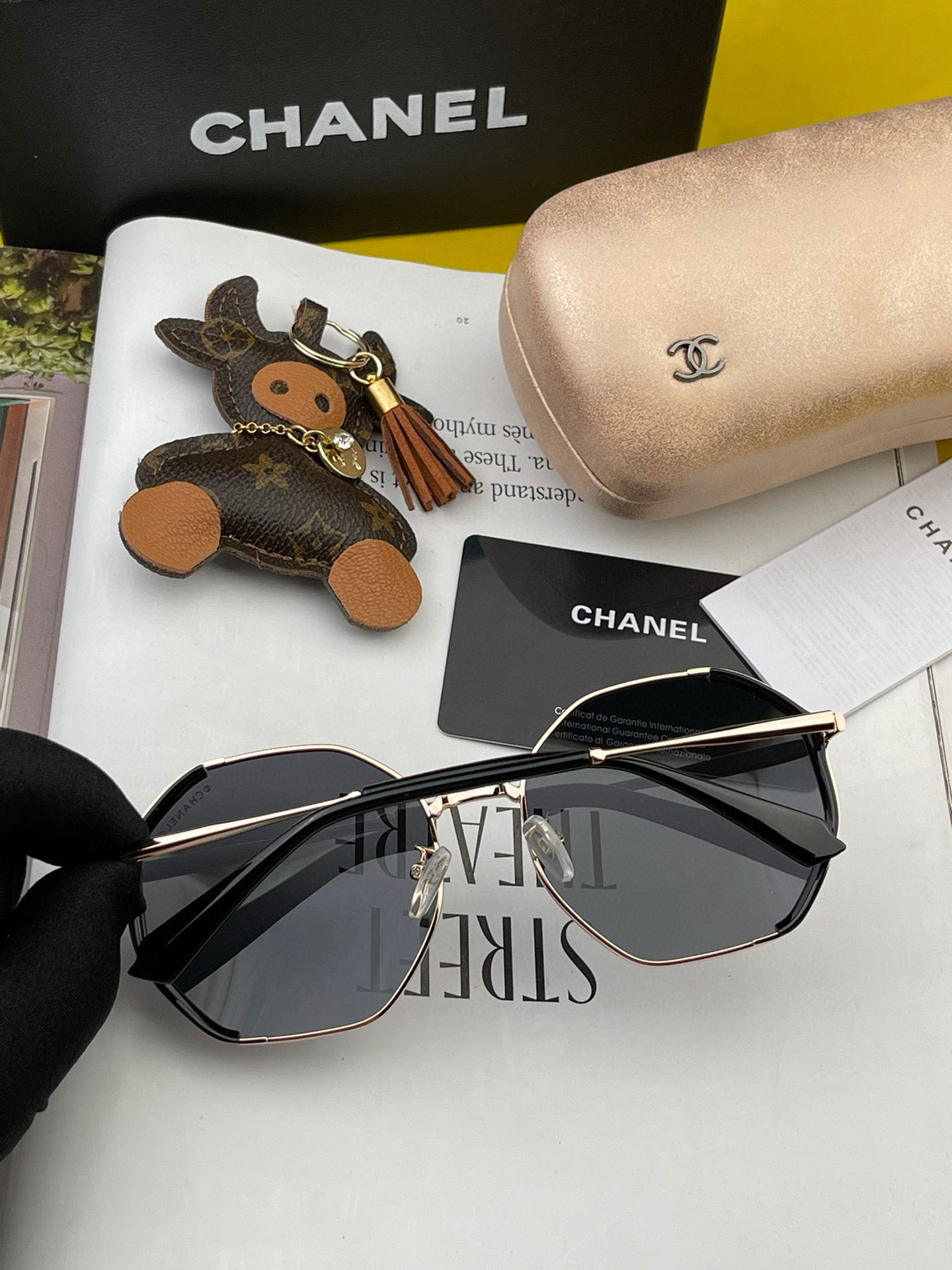 香奈儿🔺Chanel🔻2025官方众多明星同款色香奈儿‼‼新款大框偏光墨镜 🌈🌈宝丽来超清偏光太阳镜🔝🔝