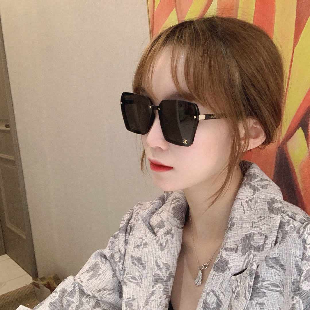  【TR偏光系列】Chanel大框太阳镜墨镜  经典的方框设计，不挑脸型，无论搭配大衣还是连衣裙都非常