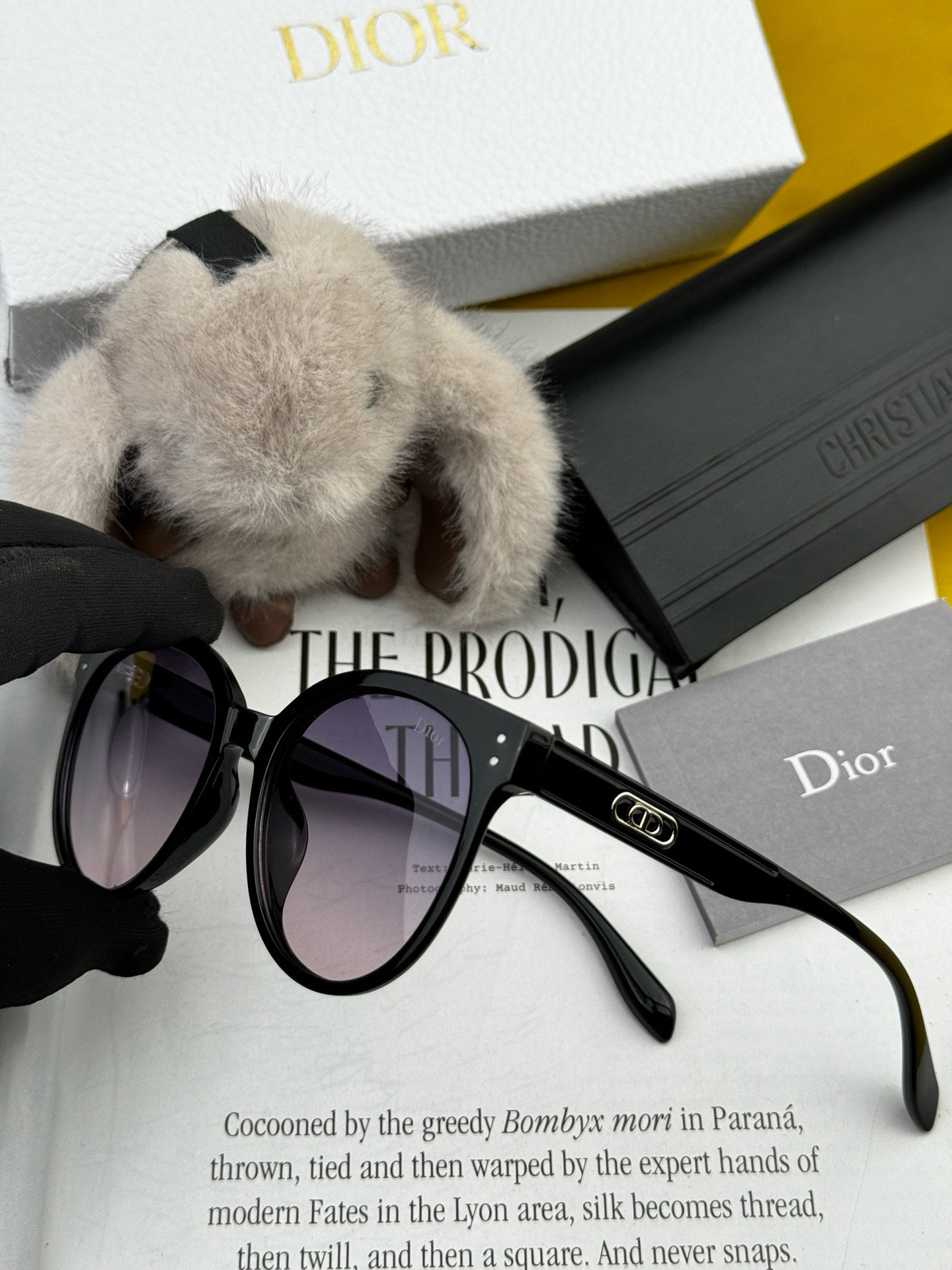  🔺 【DIOR-迪奥】2025开春新款 潮流爆款 时尚圆框偏光太阳镜 高品质 佩戴舒适 网红潮款墨镜 