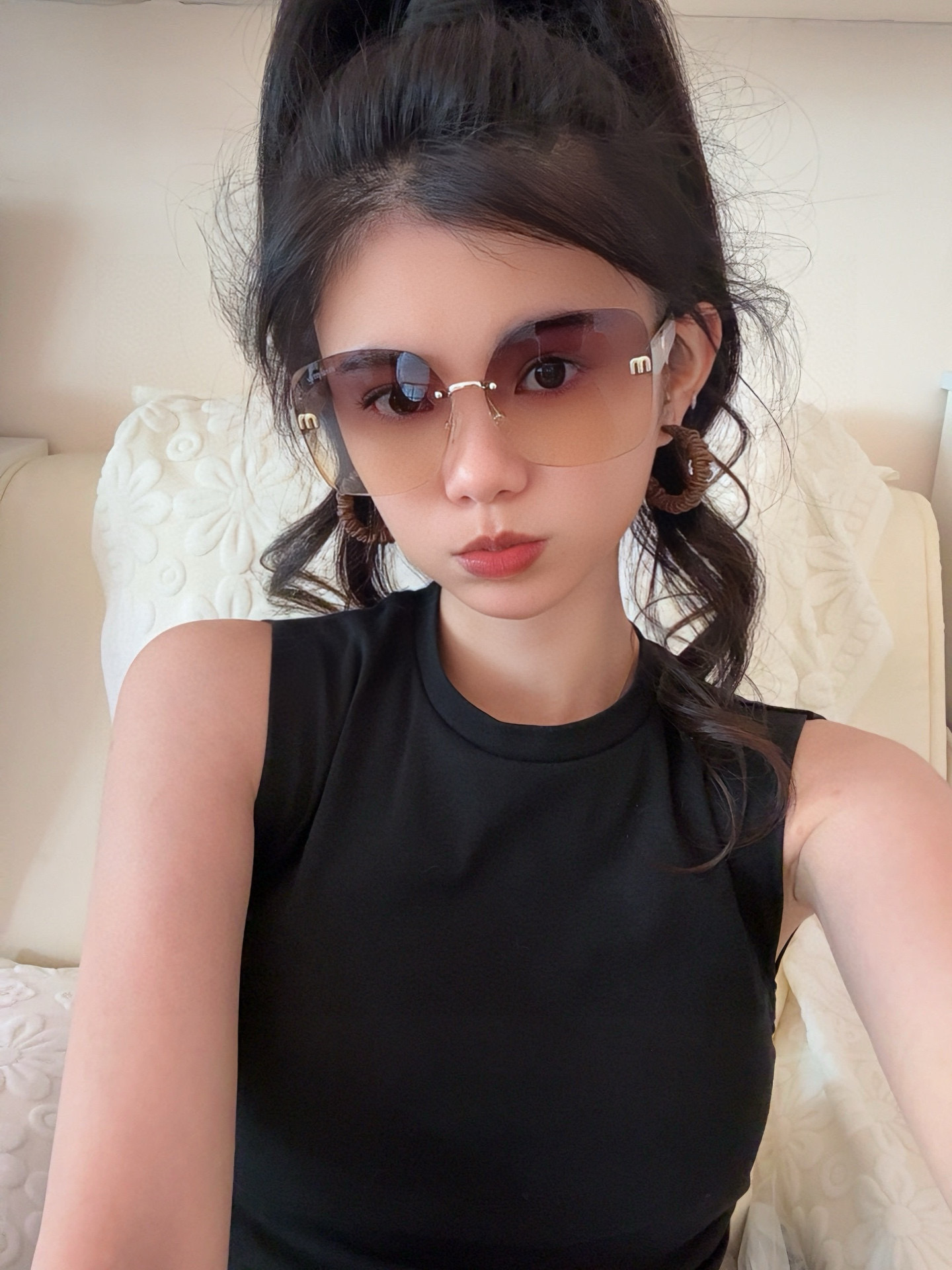   MIUMIU/缪缪🖇🖇2025开春新款🌟闪耀新款璀璨登台 ❤❤太阳镜潮品 精致个性设计简约时尚 专柜