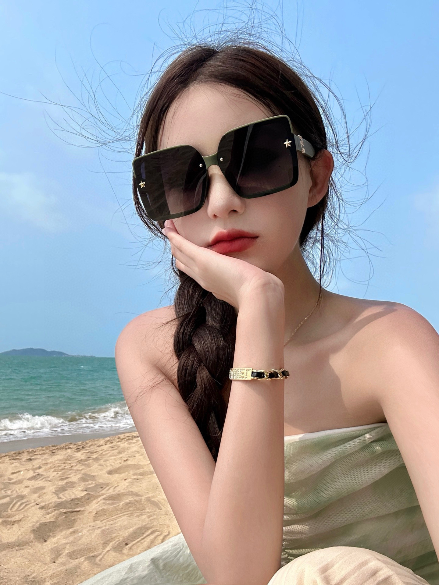 【CHANEL】香奈儿 2025新款潮流爆款 时尚方框太阳镜 佩戴舒适 网红潮款墨镜  女士高清加厚偏光