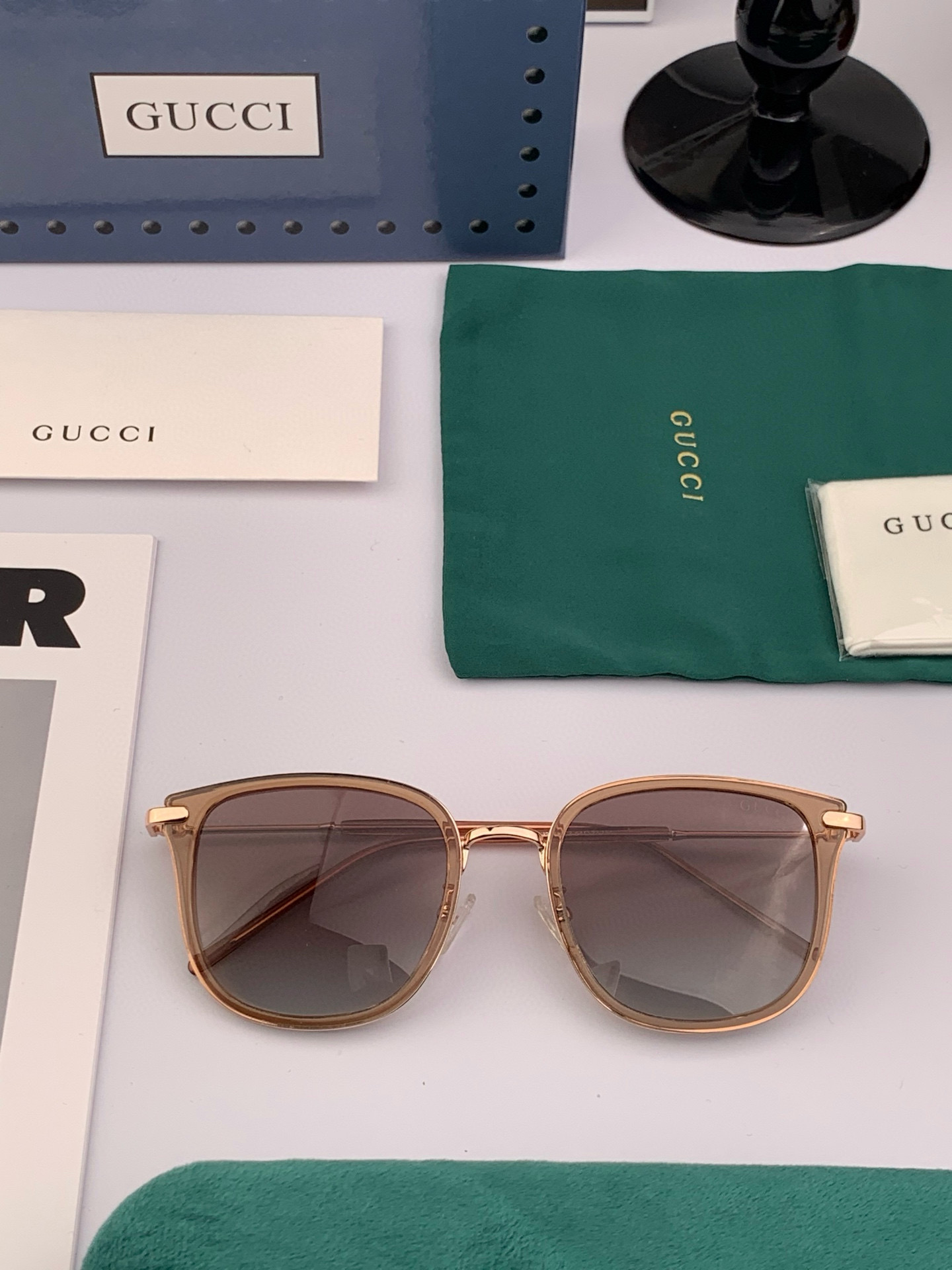  GUCCI 2025开春新款 最新款方框太阳镜 各路网红纷纷带起气场满分‼️ 俏皮甜美.上脸效果更佳.