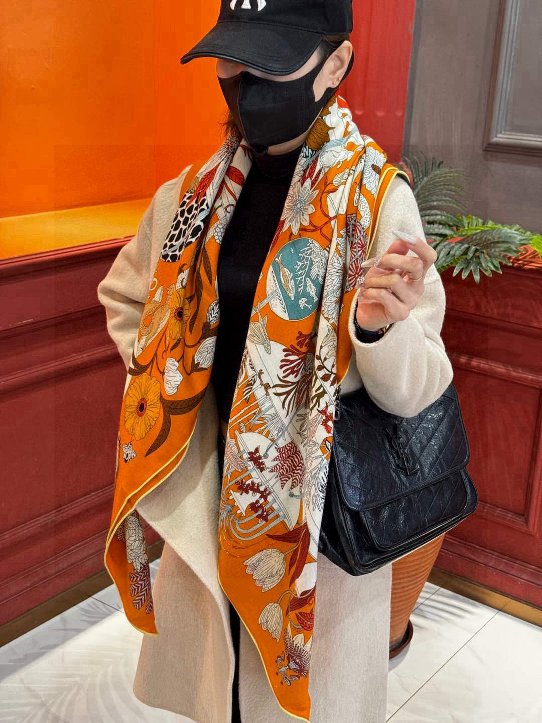  羊绒新款🆕👏买了都说好看‼️推荐💕爱马仕双面同色羊绒方巾，【奇珍乐园双面同色140】顶级工艺超值‼️爱