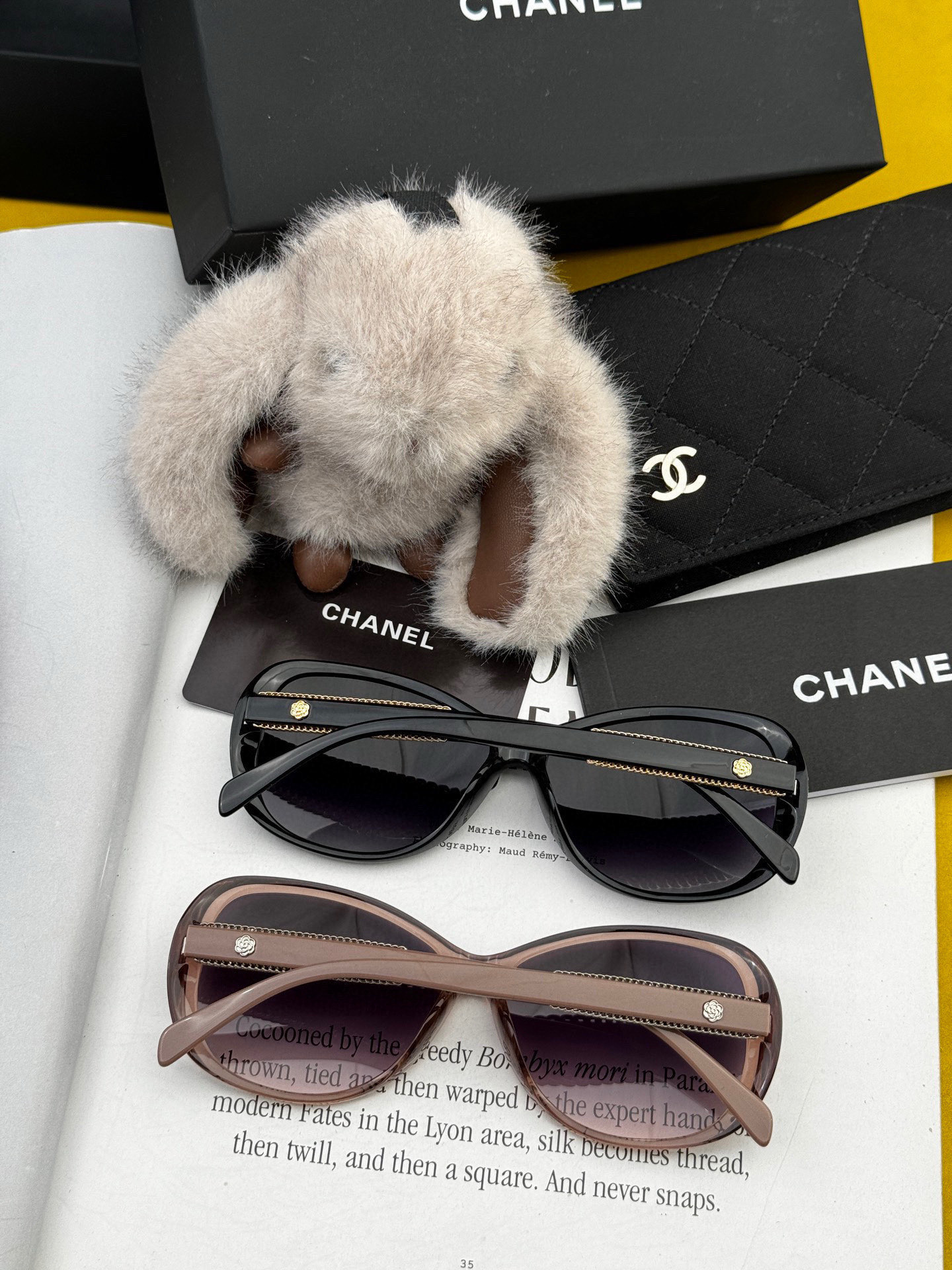  【CHANEL】香奈儿 2025新款山茶花潮流爆款 时尚圆框高清偏光太阳镜 佩戴舒适 网红潮款墨镜  