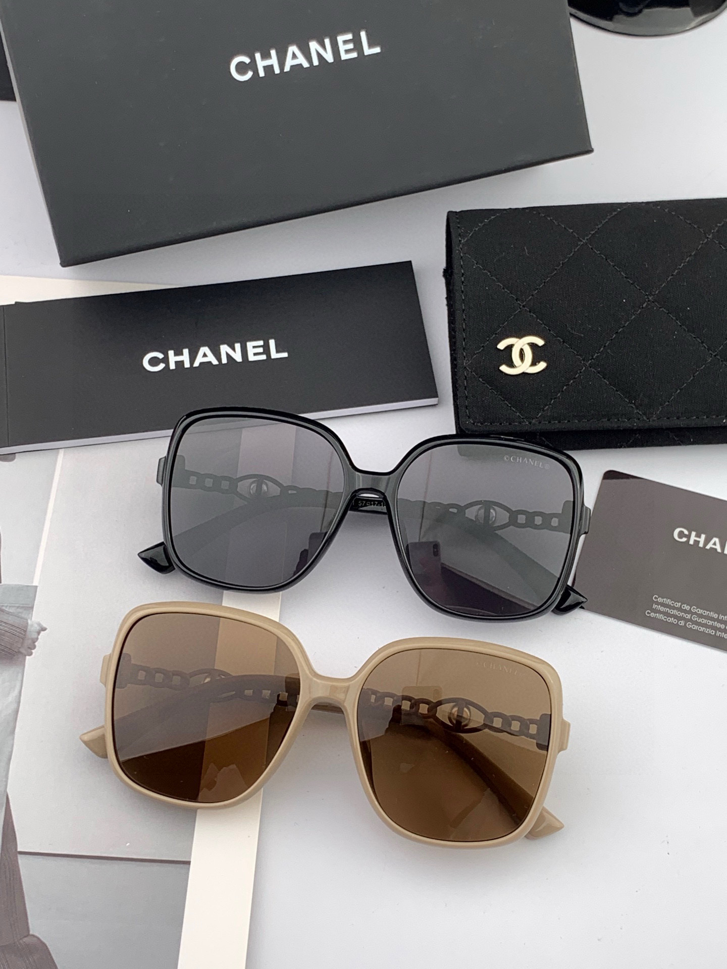 🔺CHANEL🔻2025官方早春新款，众多明星同款色香奈儿‼️‼️新款珍珠大框偏光墨镜 ，🌈🌈宝丽来超清