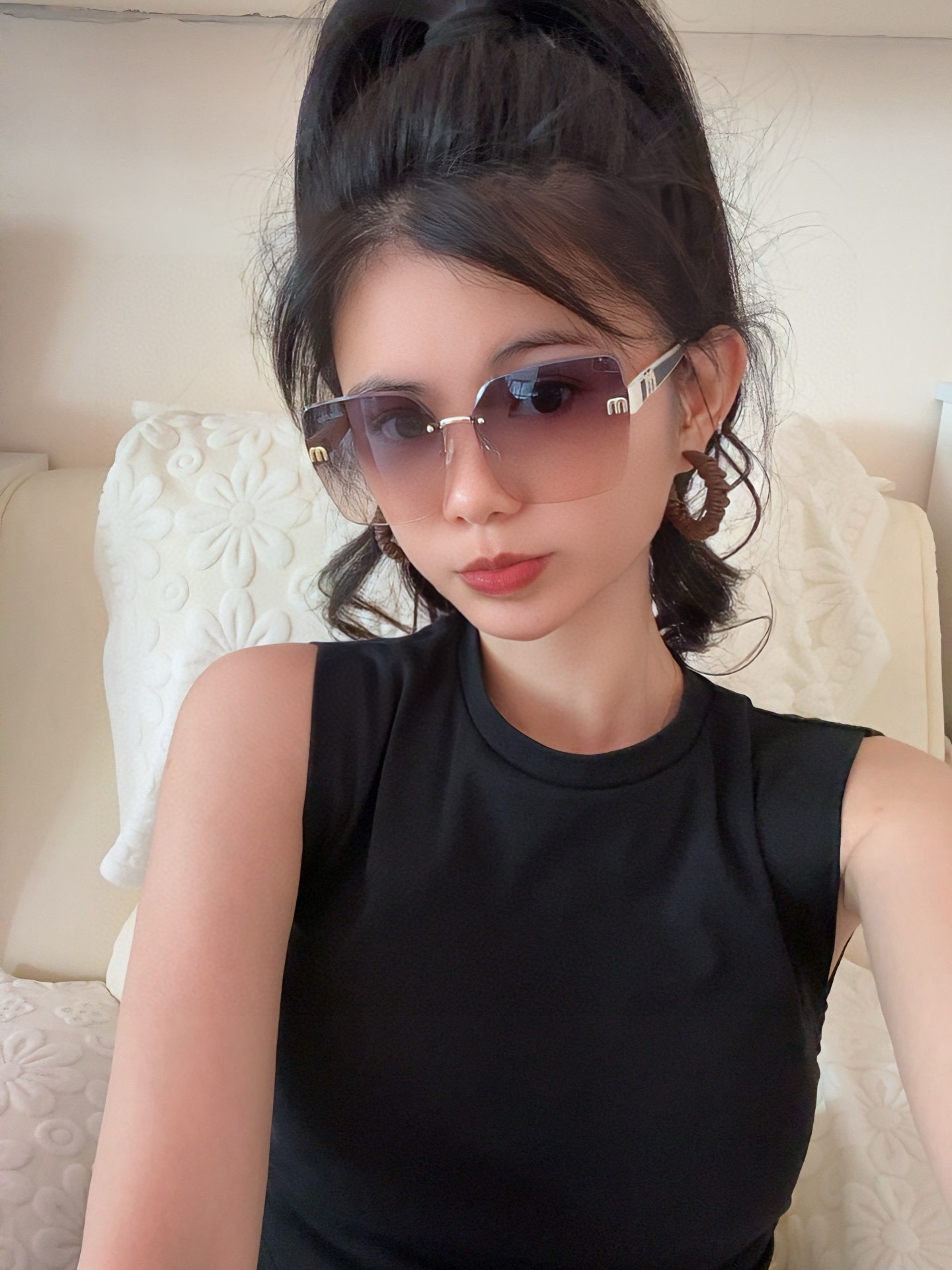   MIUMIU/缪缪🖇🖇2025开春新款🌟闪耀新款璀璨登台 ❤❤太阳镜潮品 精致个性设计简约时尚 专柜