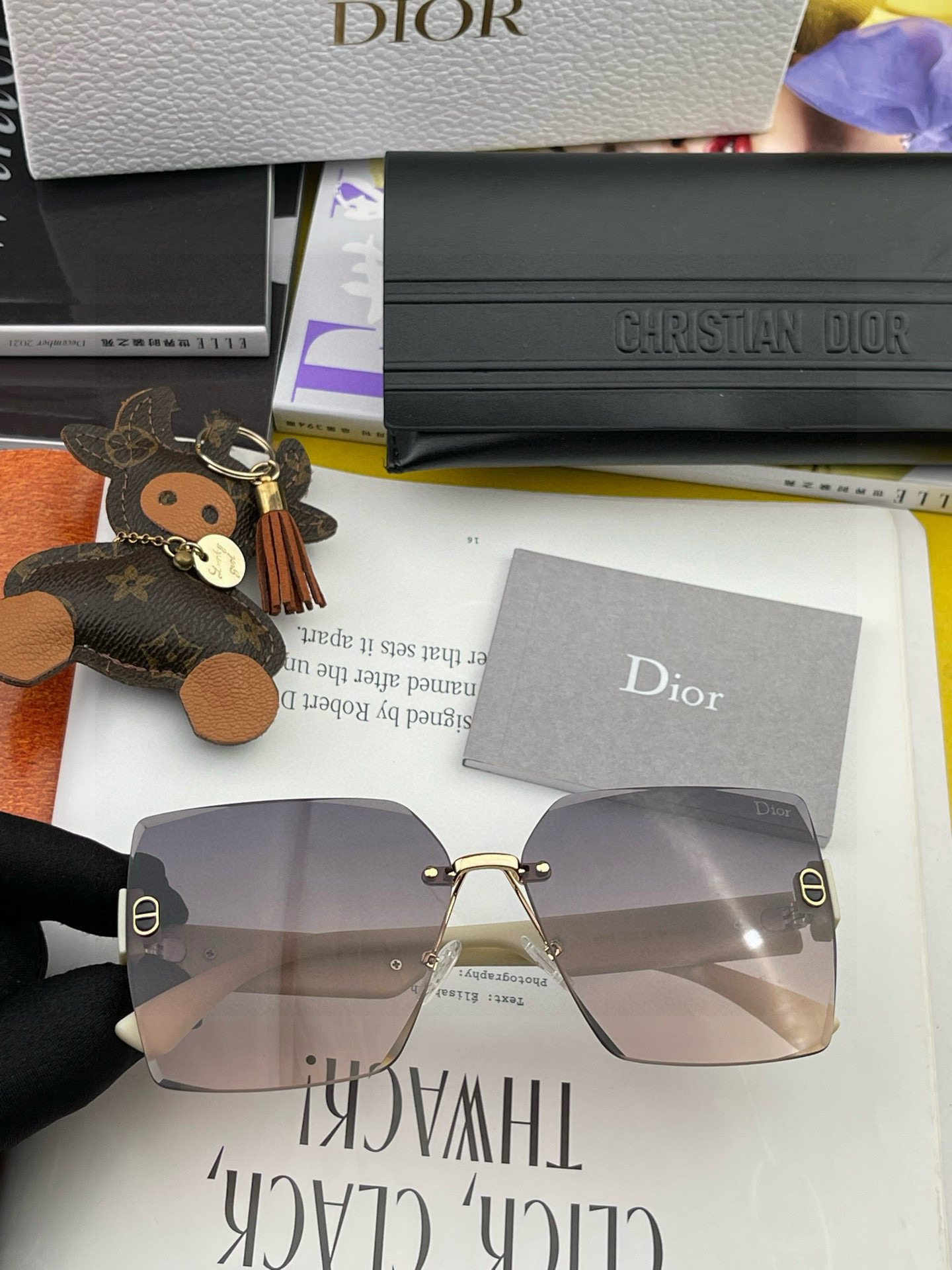  🔺 【DIOR-迪奥】2025开春新款 潮流爆款 时尚方框偏光太阳镜 高品质 佩戴舒适 网红潮款墨镜 