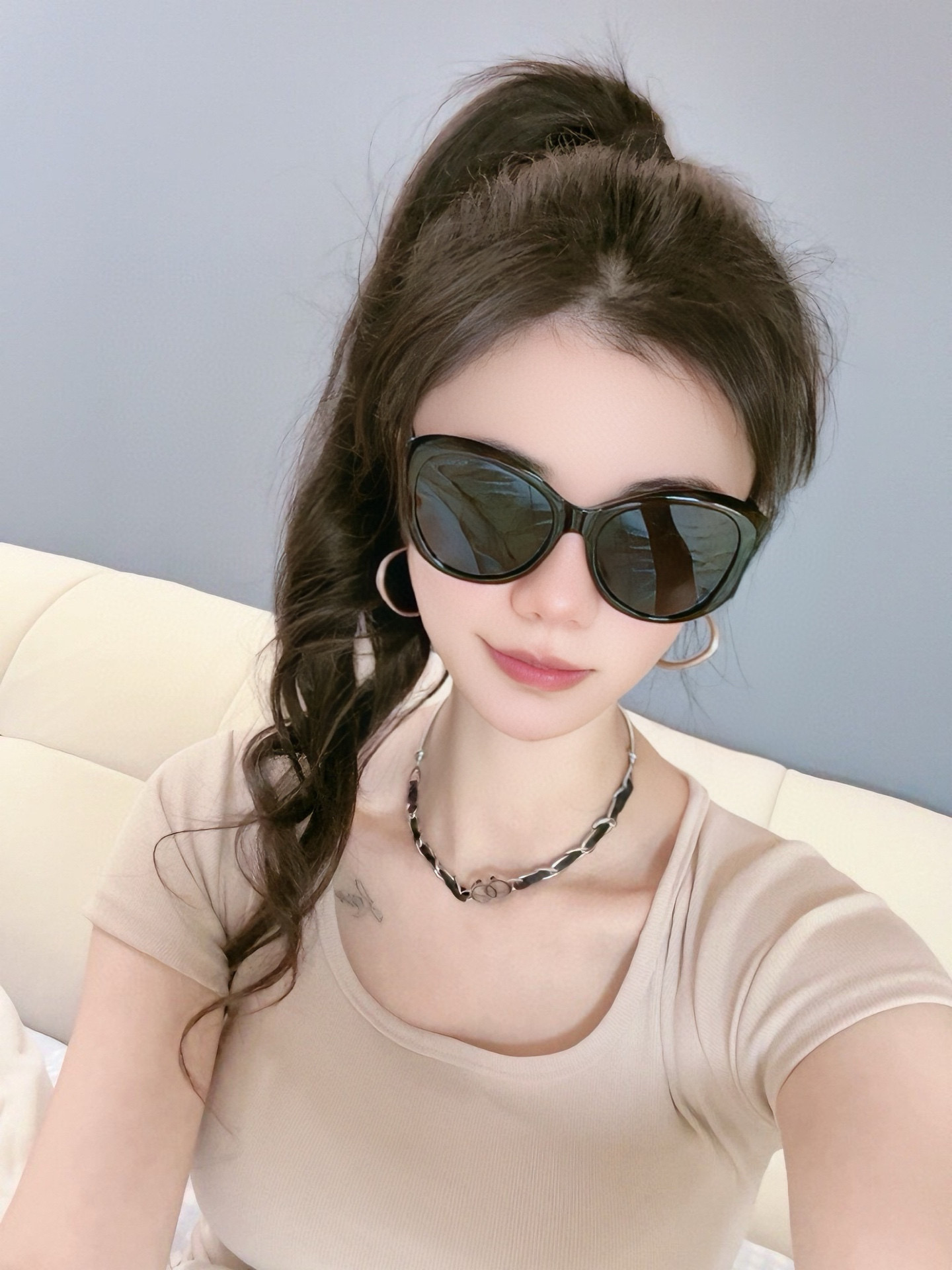 NO:360157,Chanel large frame sunglasses sunglasses classic round frame design, not picky about face shape, it looks very elegant whether it is matched with a coat or a dress, sunglasses prevent ultraviolet rays Model CH8984 glasses sunglasses, glasses, chanel, skirts19860909Chanel大框太阳镜墨镜 经典圆框设计,不挑脸型,无论搭配大衣还是连衣裙都非常显气质太阳镜预防紫外线 型号CH8984眼镜墨镜太阳镜,眼镜,chanel,skirts,glasses