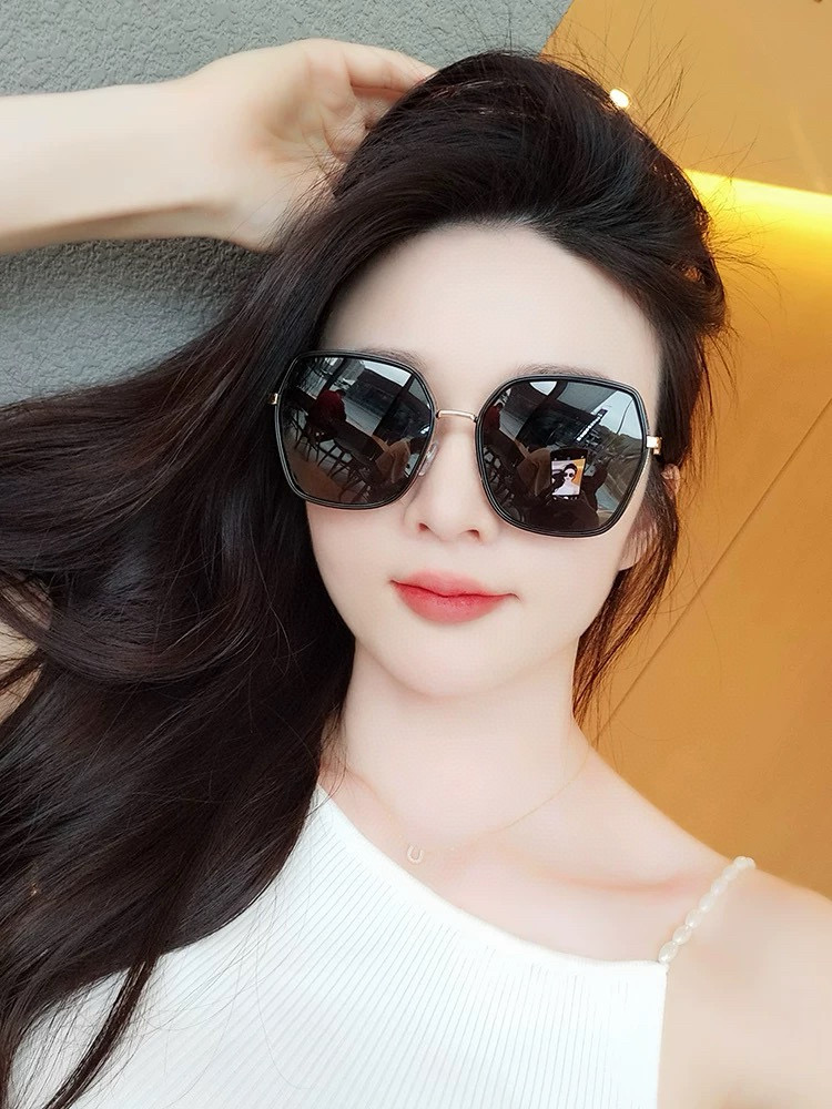 NO:360186,【DIOR-Dio】2025 new spring model trendy fashion square polarized sunglasses high quality comfortable to wear Internet celebrity trendy sunglasses Model D3819 glasses sunglasses sunglasses, glasses, dior, dior19860909【DIOR-迪奥】2025开春新款 潮流爆款 时尚方框偏光太阳镜 高品质 佩戴舒适 网红潮款墨镜 型号D3819眼镜墨镜太阳镜,眼镜,dior,dior,glasses