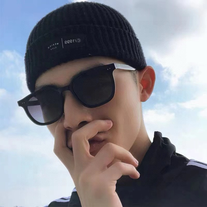 NO:360240,【TR polarization series】Gucci classic square frame design, not picky about face shape, it looks very elegant whether it is matched with a coat or a dress, nylon polarized lenses prevent UV rays Model G7104 glasses sunglasses sunglasses, glasses, gucci, skirts19860909【TR偏光系列】Gucci经典的方框设计,不挑脸型,无论搭配大衣还是连衣裙都非常显气质尼龙偏光镜片预防紫外线 型号G7104眼镜墨镜太阳镜,眼镜,gucci,skirts,glasses