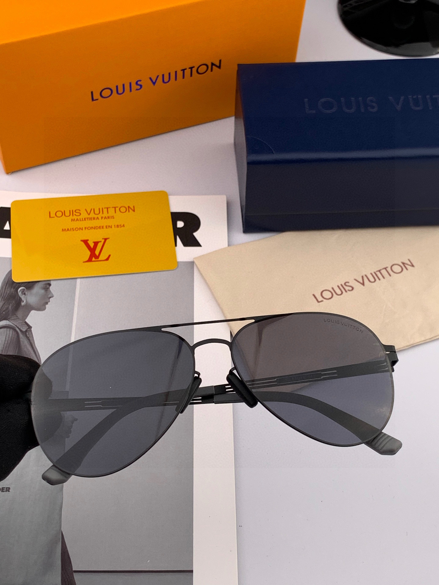 [Louis Vuitton Eyewear]