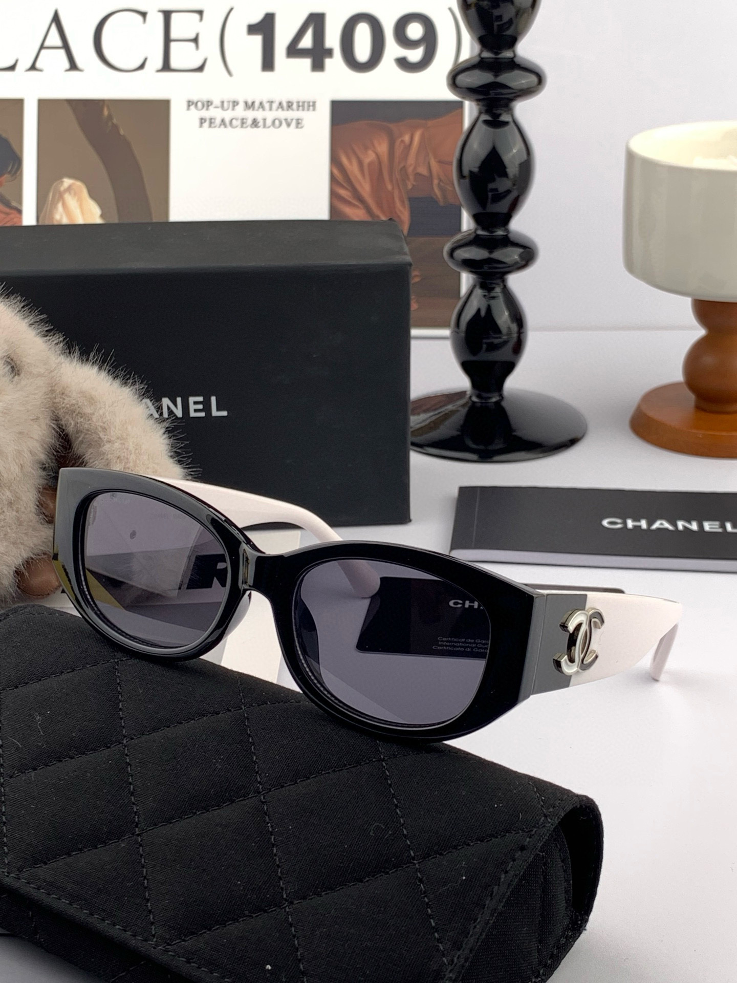    新品CHANEL 香奈儿太阳镜以独特魅力和前卫风格诠释春夏最新眼镜，质感超好佩带舒适 型号：CH5