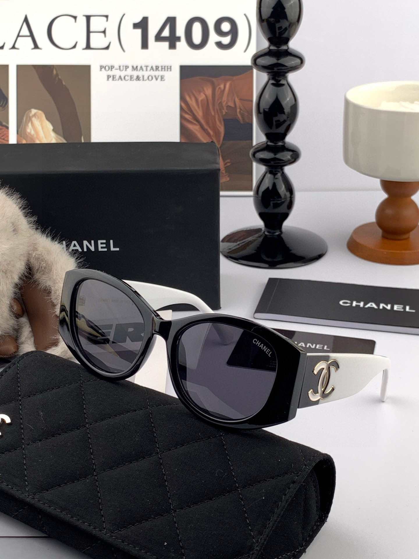    新品CHANEL 香奈儿太阳镜以独特魅力和前卫风格诠释春夏最新眼镜，质感超好佩带舒适 型号：CH0