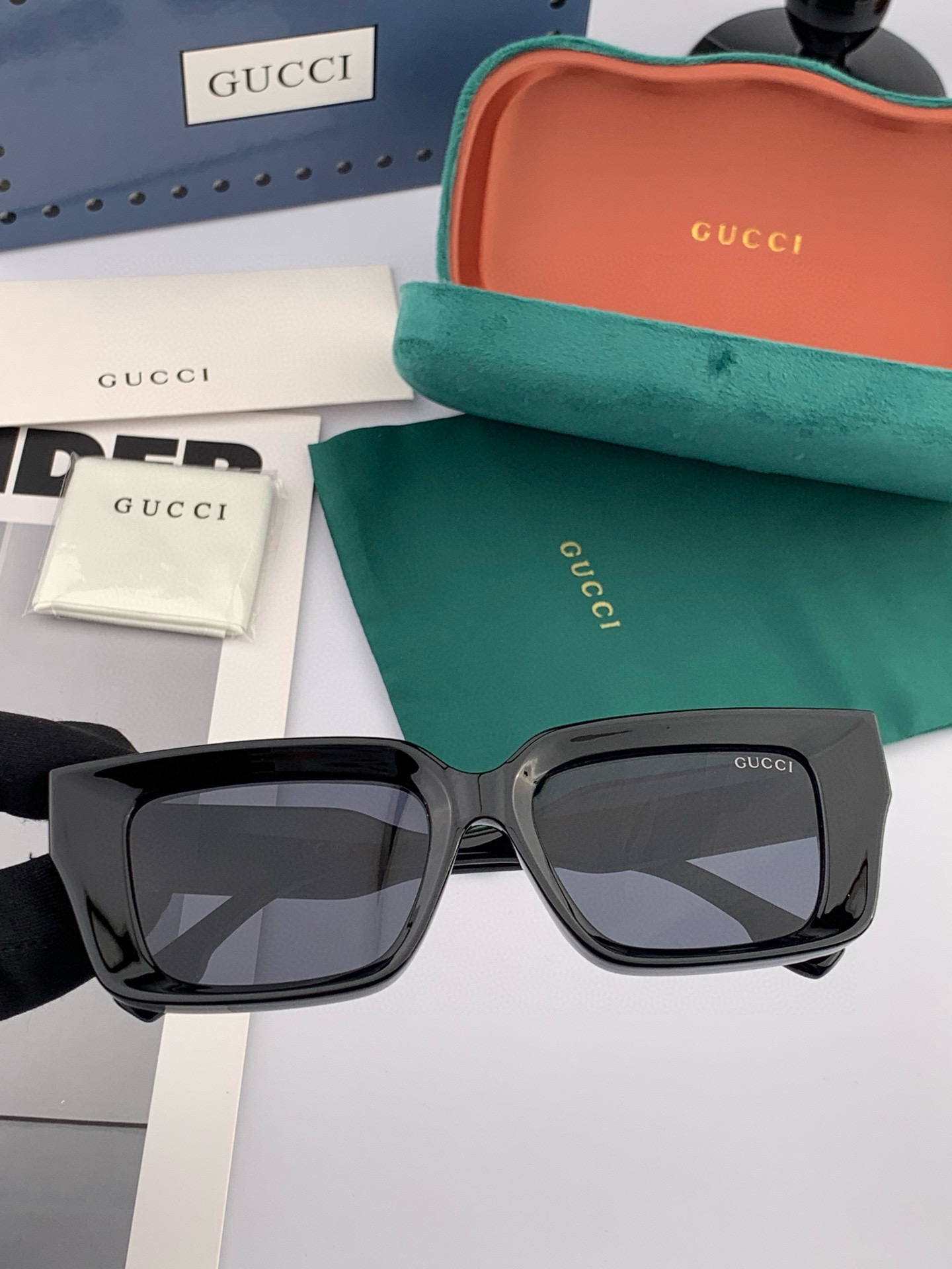  🔺 【GUCCI】2025开春新款 潮流爆款 时尚方框太阳镜 高品质 佩戴舒适 网红潮款墨镜 型号：G