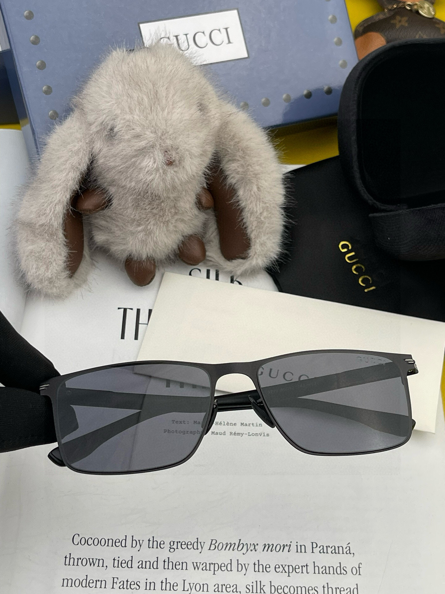        GUCCI 男款炫彩飞行员偏光太阳镜 ❤️材质：高清尼龙加厚卡槽高清偏光镜片 🌹无边框镜架