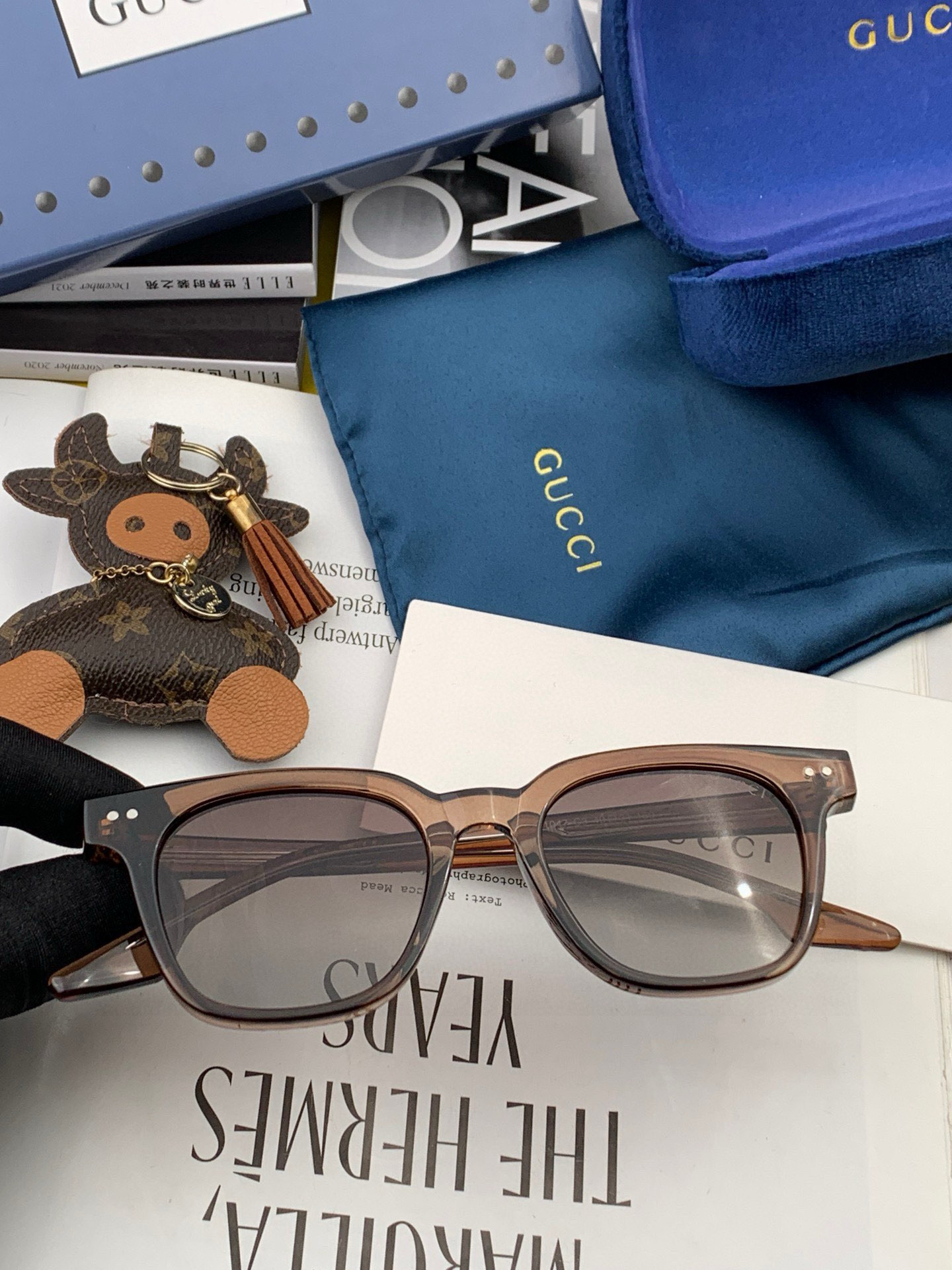  【TR偏光系列】Gucci   经典的方框设计，不挑脸型，无论搭配大衣还是连衣裙都非常显气质尼龙偏光镜