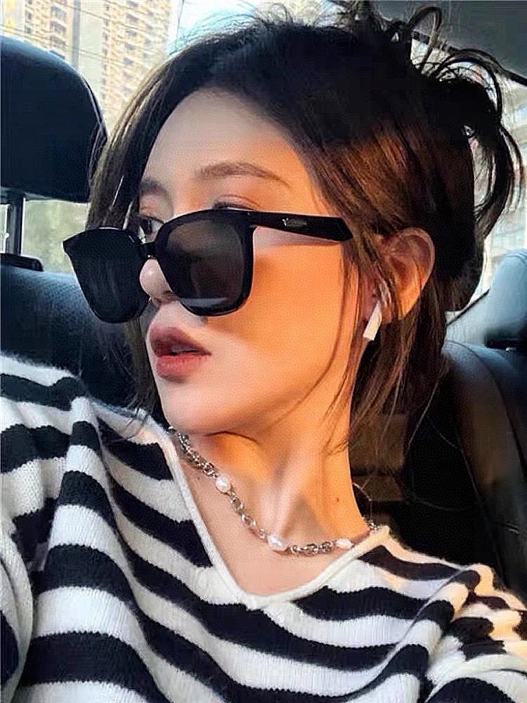  🔺GUCCI🔻古驰 GG方框太阳镜 完美品质 🎓独特设计  适合各种脸型 亮相时装周 超时尚百搭 实物