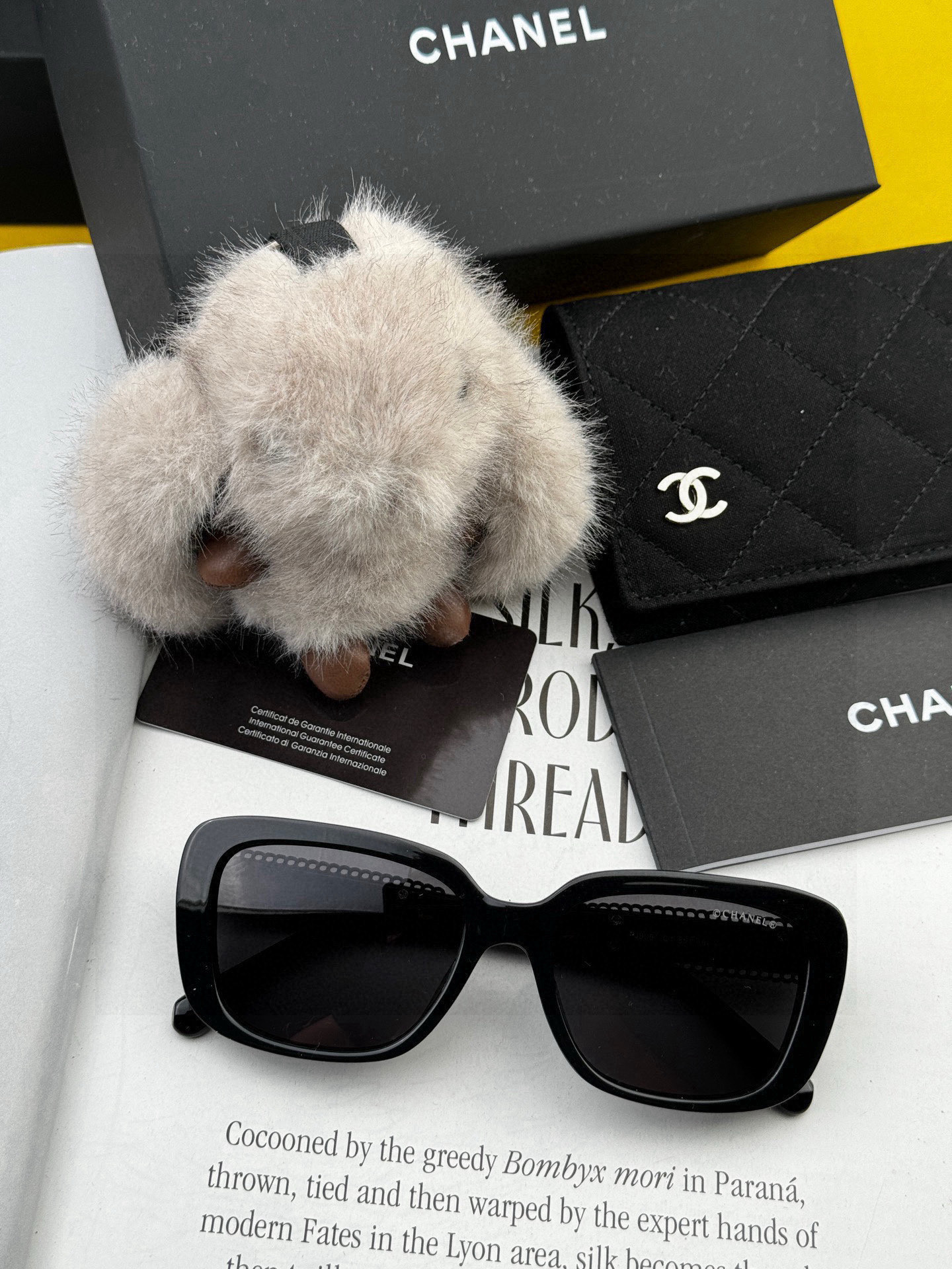 【CHANEL】香奈儿 2025新款潮流爆款 时尚方框太阳镜 佩戴舒适 网红潮款墨镜  女士高清加厚偏光