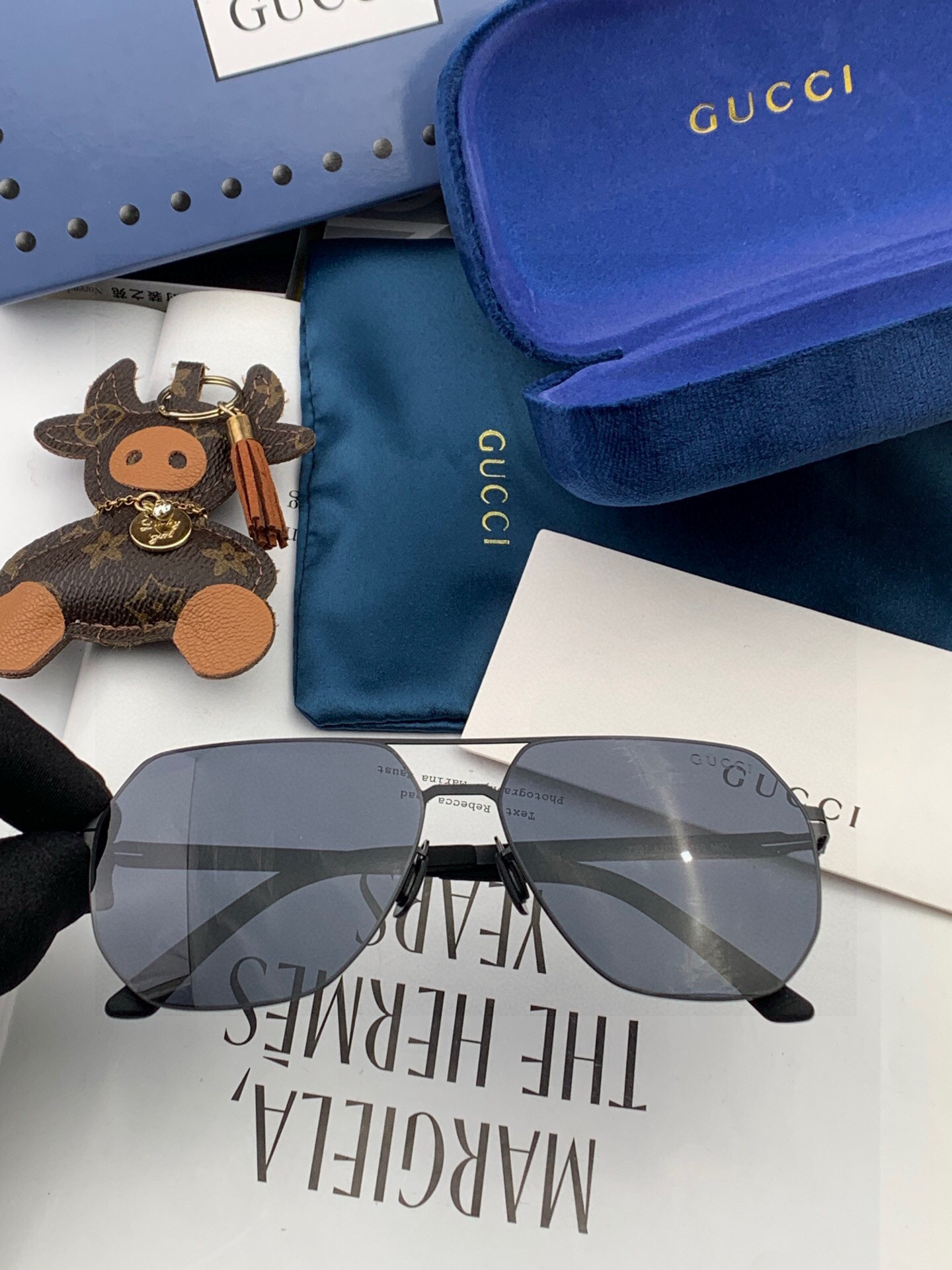 ♦️ GUCCI  2025新款男女情侣款太阳镜多边形墨镜iP电镀永不褪色 超轻超有弹性整幅眼镜无螺丝重