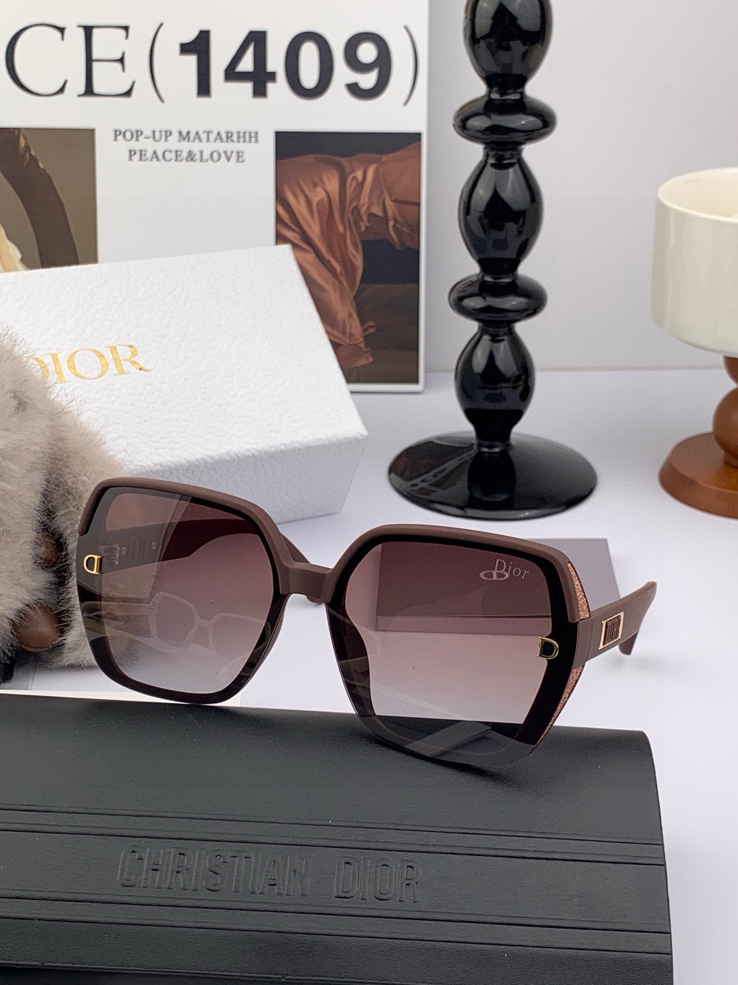 🔺 【DIOR-迪奥】2025开春新款 潮流爆款 时尚方框偏光太阳镜 高品质 佩戴舒适 网红潮款墨镜 