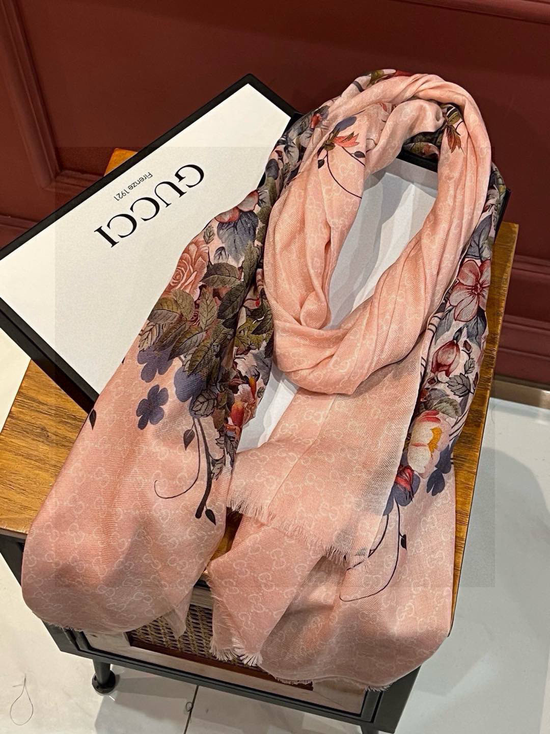  💟秀外慧中，美到过分❗️上身效果疯狂的喜欢❗️Gucci New~300支高端戒指绒！真心美爆了的设计