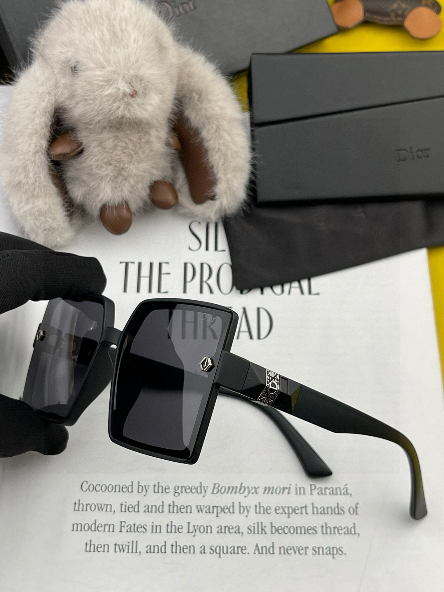 🔺 【DIOR】2025开春新款 潮流爆款 时尚方框偏光太阳镜 高品质 佩戴舒适 网红潮款墨镜 女士高清